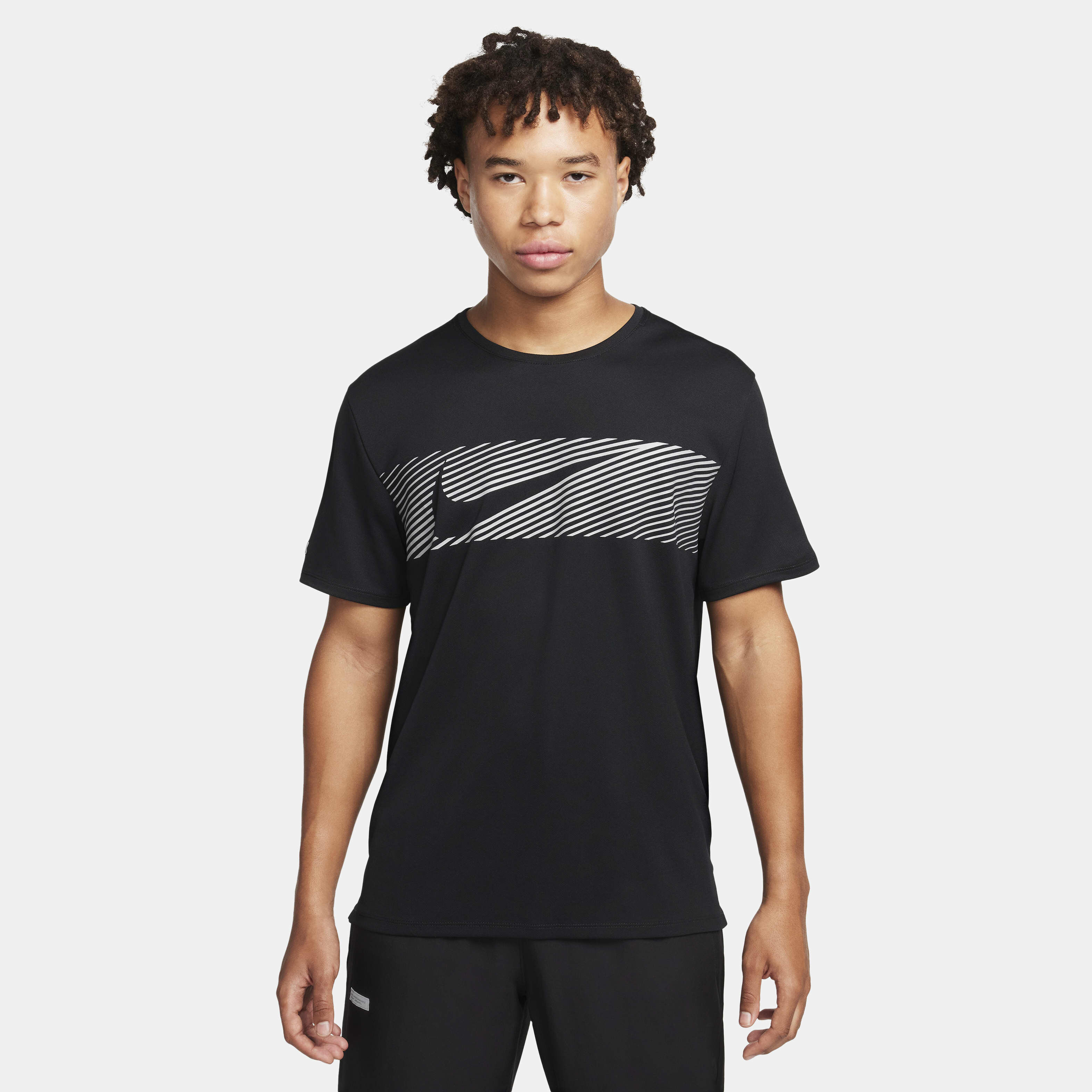 Buy Nike Miler Flash Men s Dri FIT UV Short Sleeve Running Top Nike UAE Official