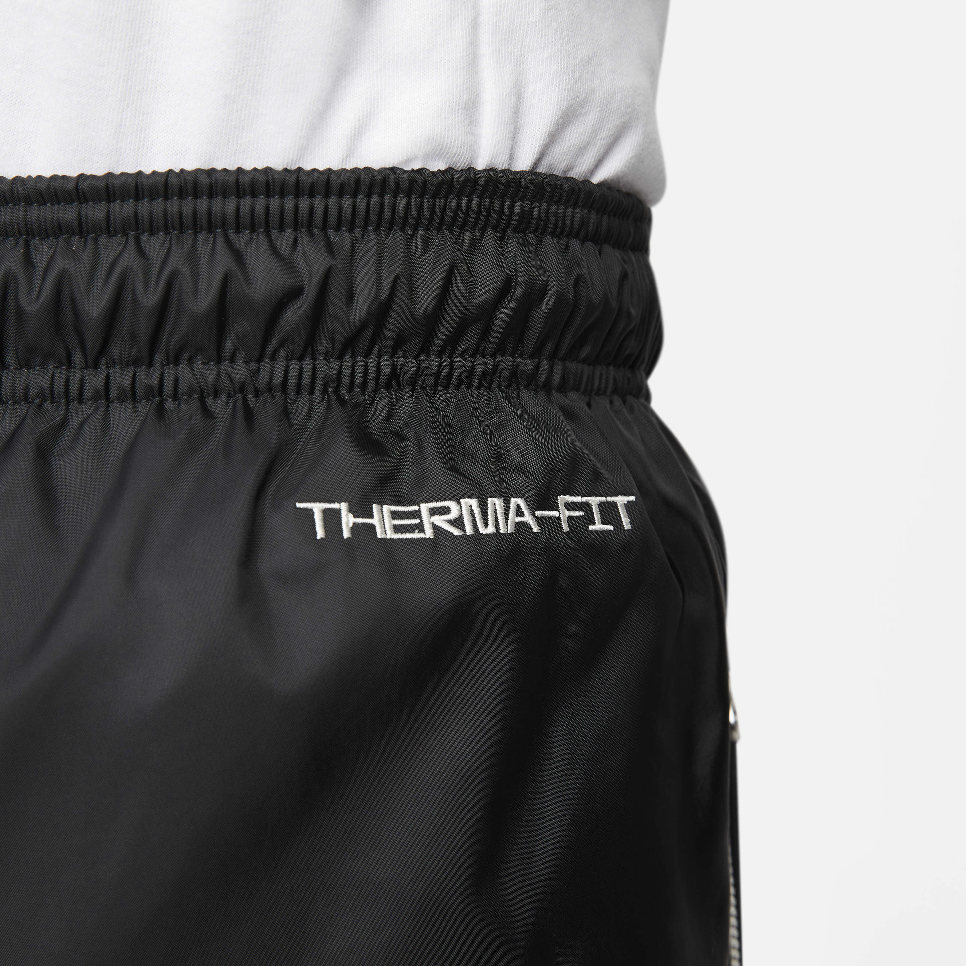 Buy Nike ThermaFIT Standard Issue Men's Winterized Basketball Trousers
