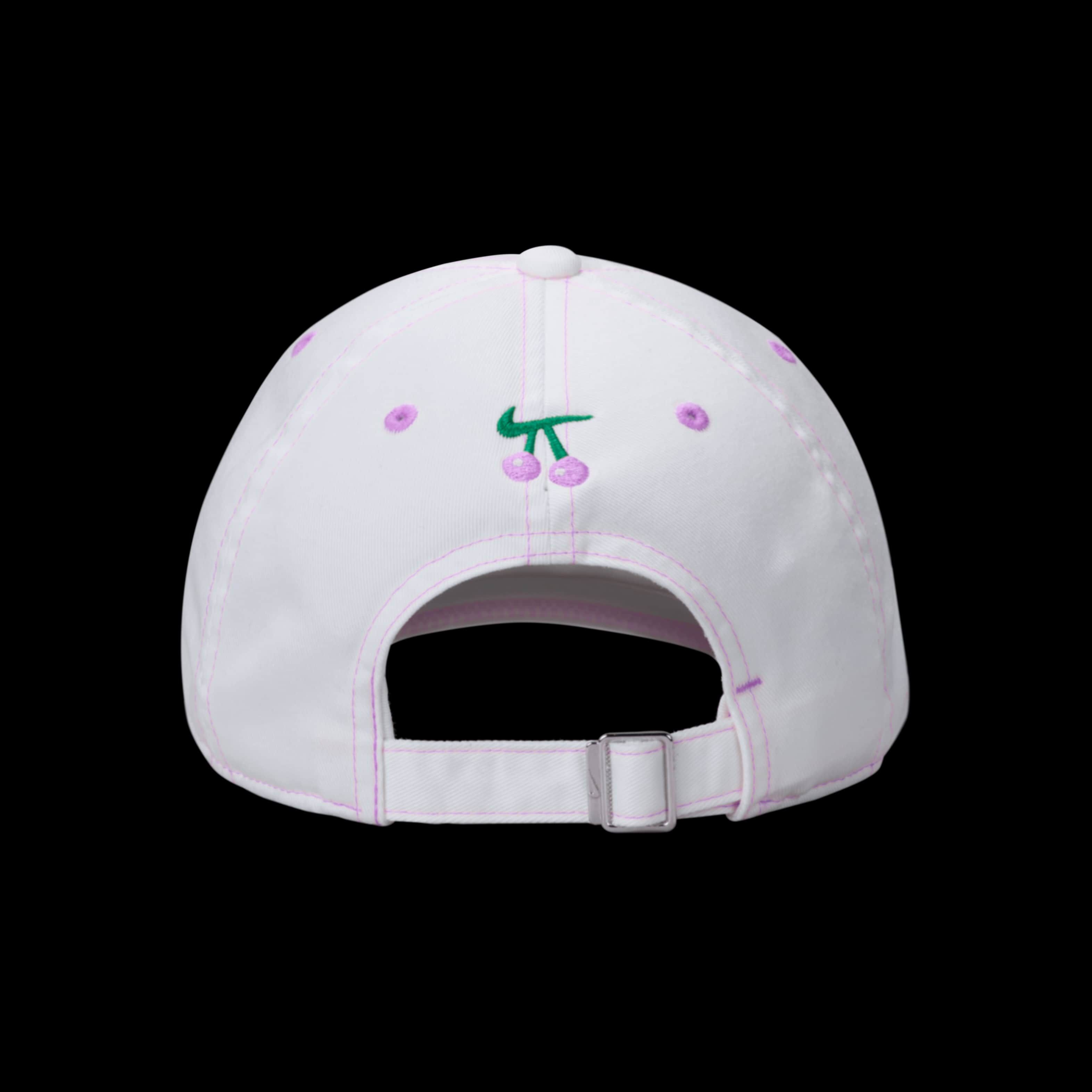 نايكي كلوب image number 5