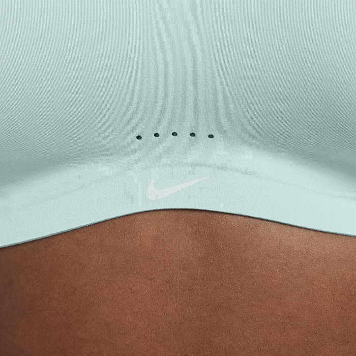 نايكي اليت مينيماليست image number 13 نايكي اليت مينيماليست image number 13