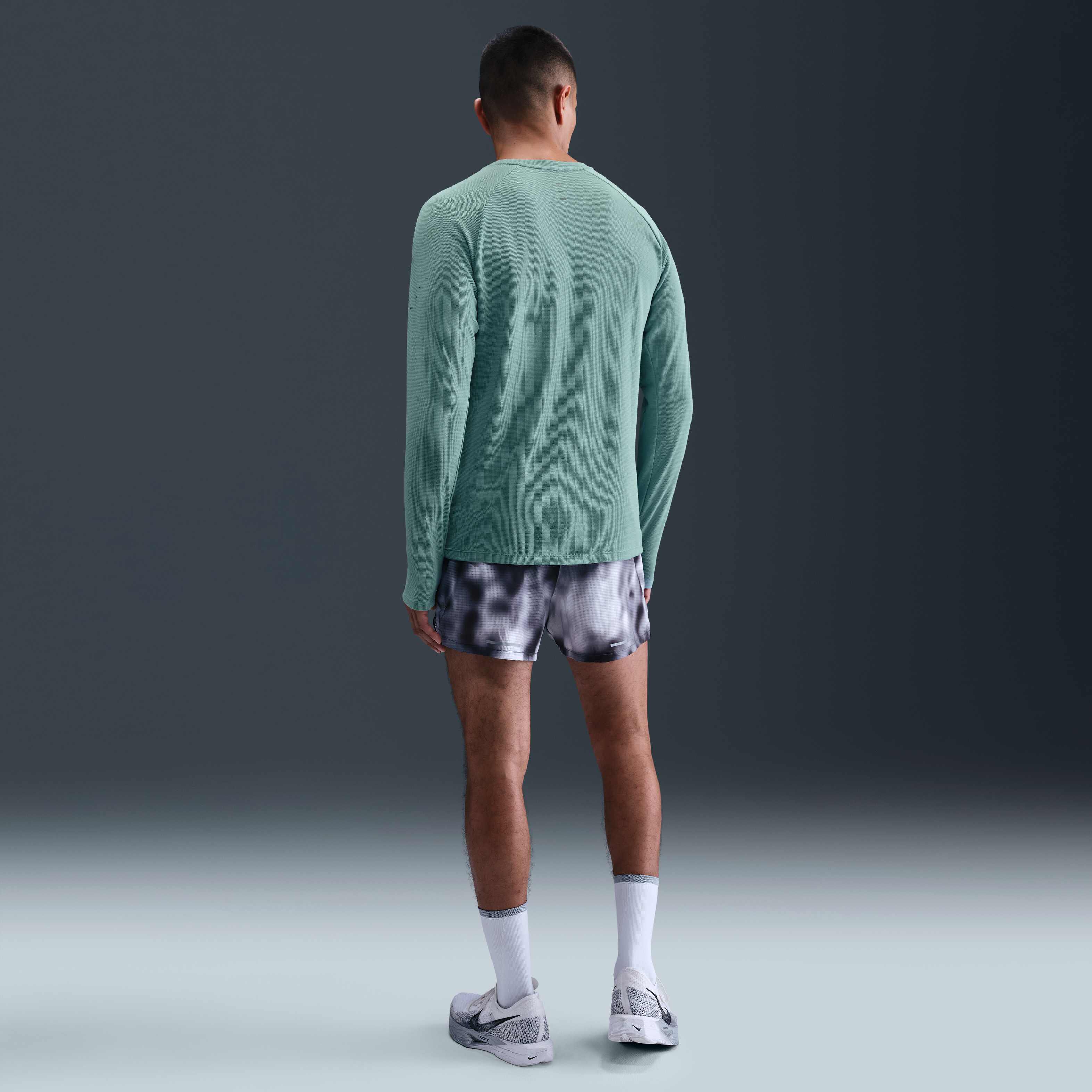 Nike Stride image number 4