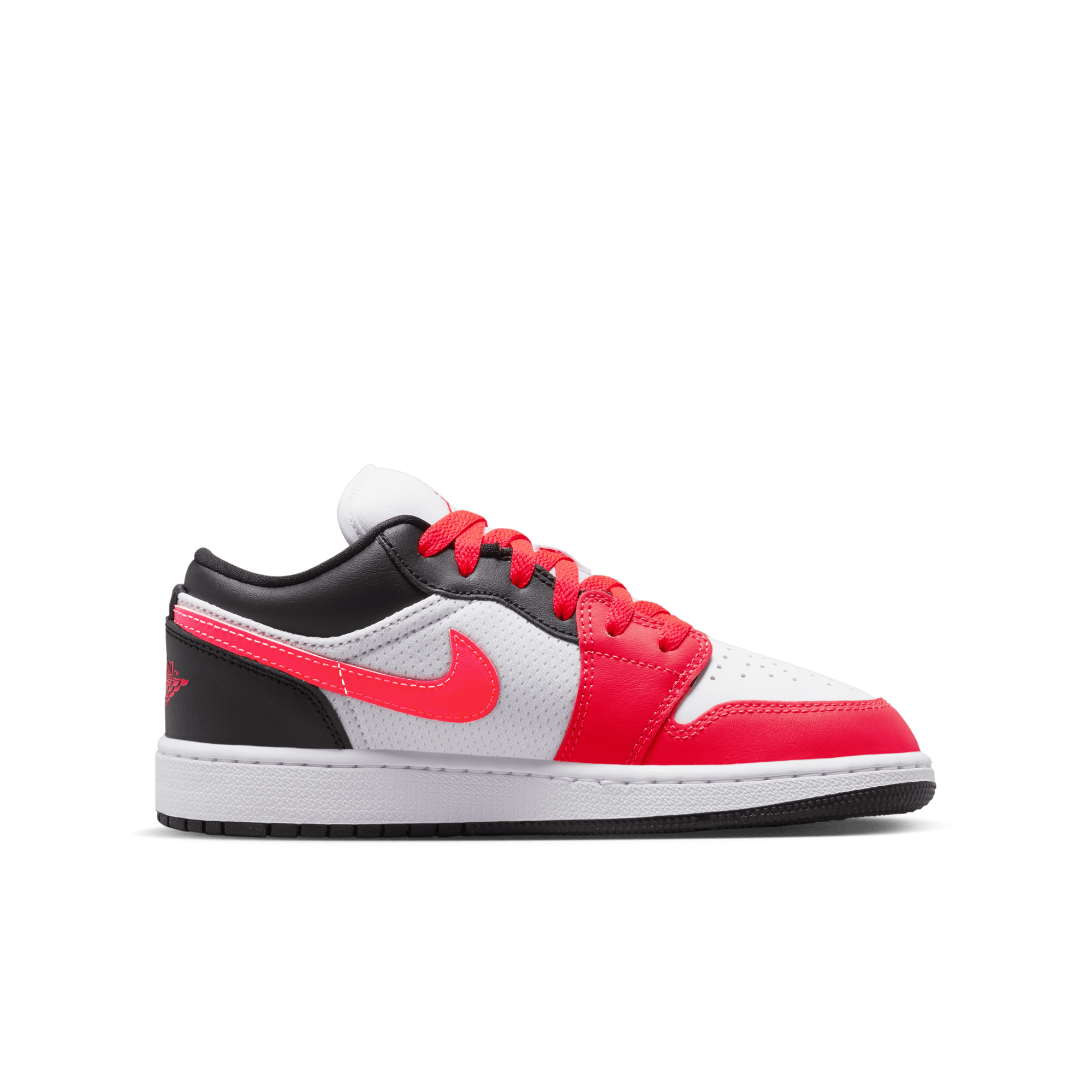 Shop Air Jordan 1 Low SE Older Kids' Shoes | Nike UAE