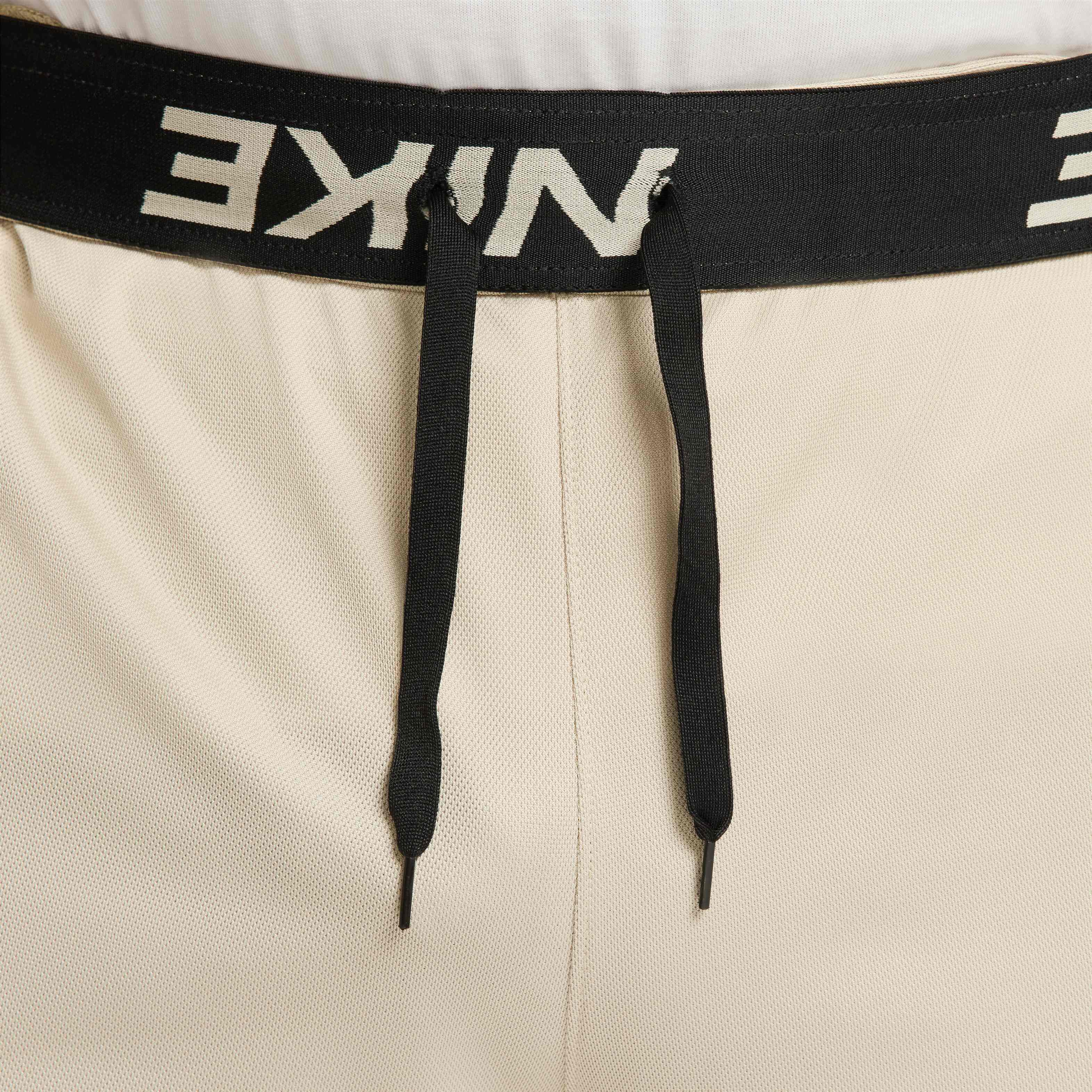 نايكي توتاليتي image number 10