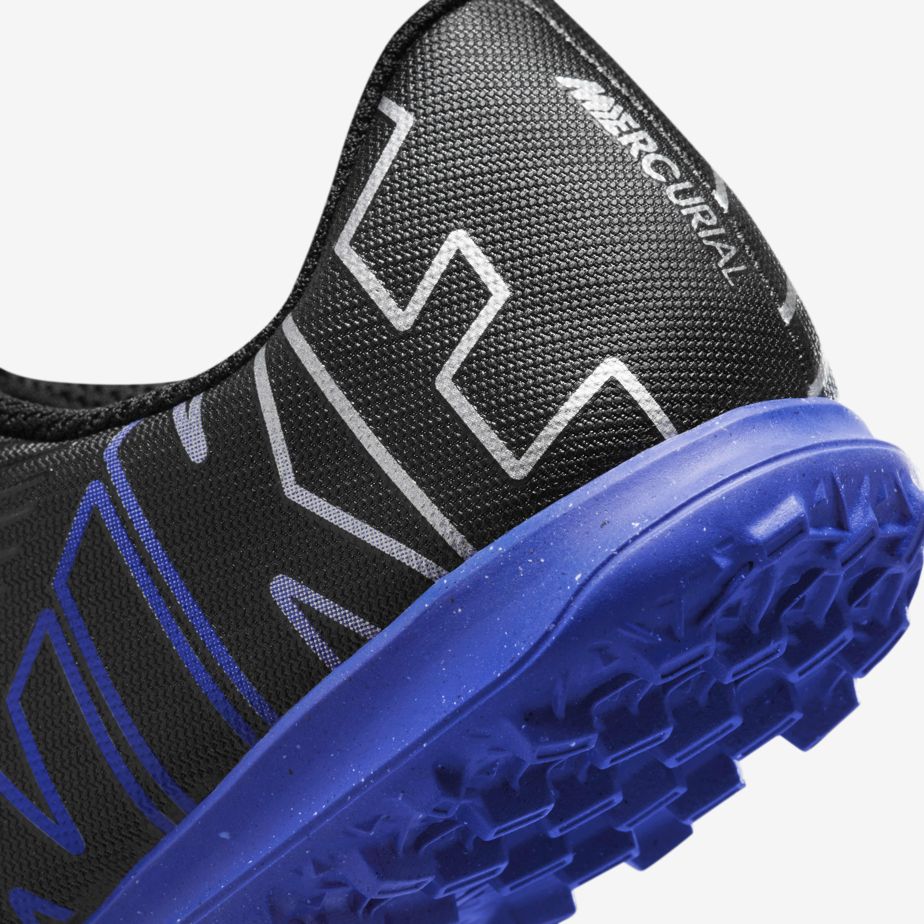 Nike Jr. Mercurial Vapor 15 Club image number 7