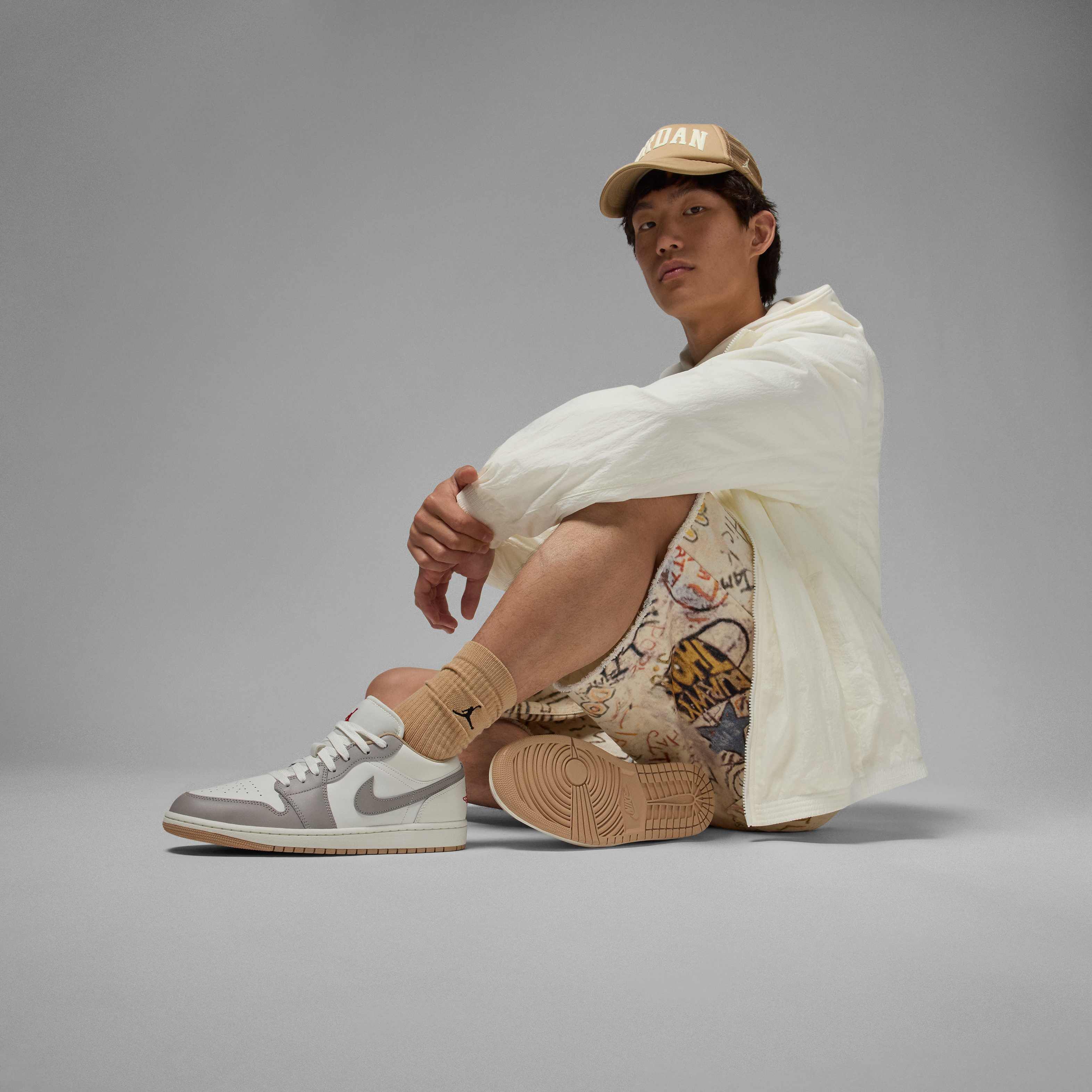 Air Jordan 1 Low image number 8