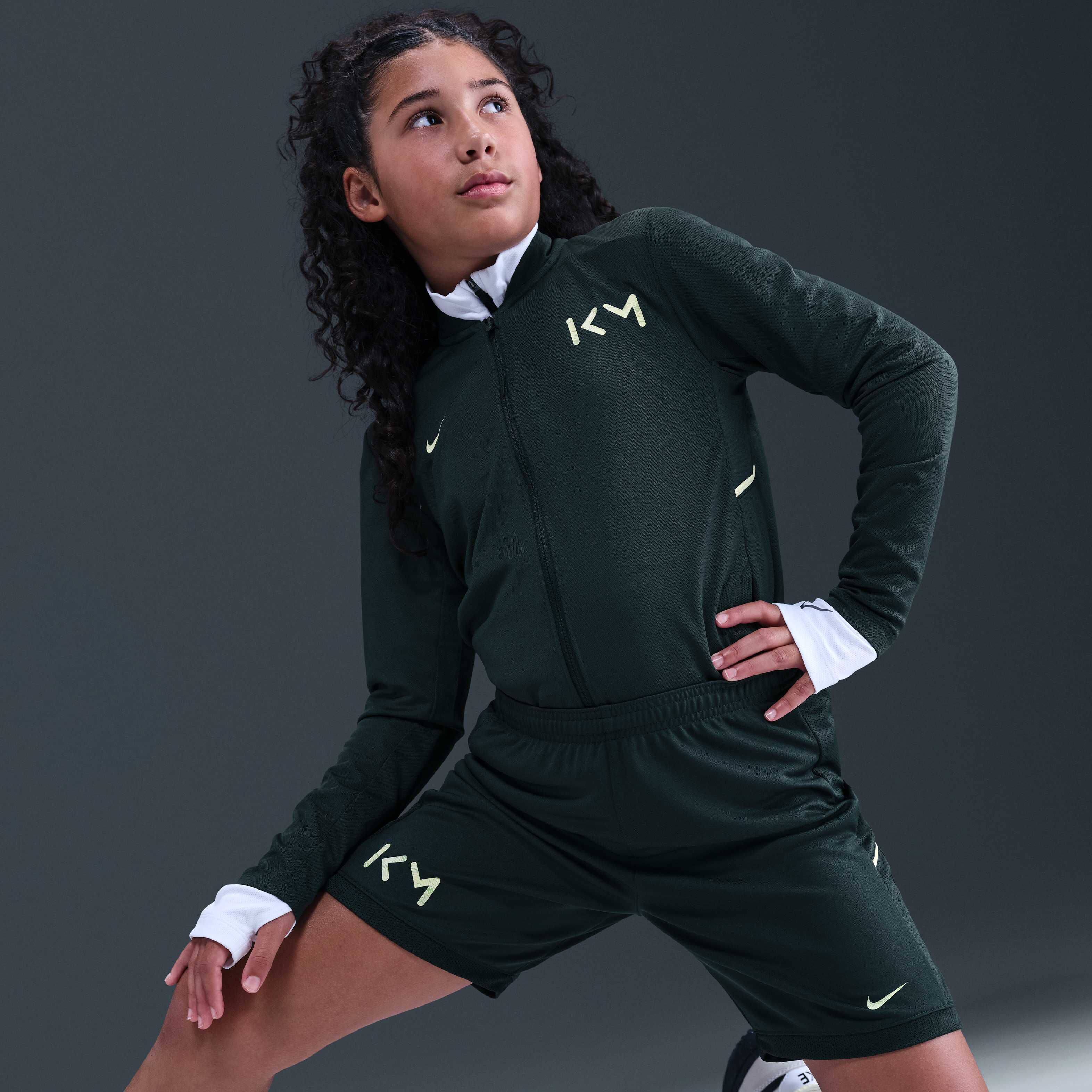 كيليان مبابي أكاديمي image number 4