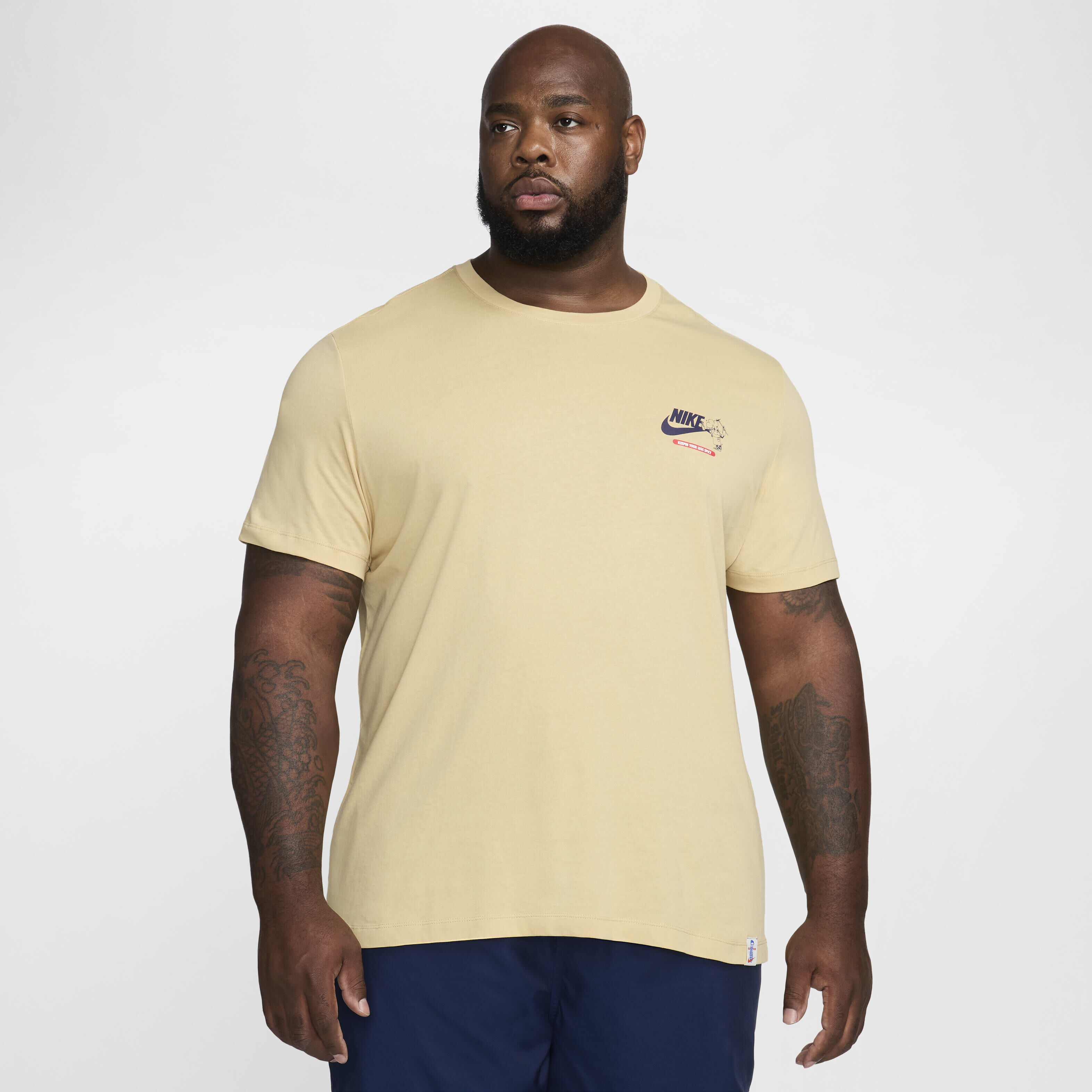 ★Nike★ Sportswear Men's T-Shirt FV3755-252 Buy Nike Sportswear Men's T-Shirt - Sesame | Nike UAE Official