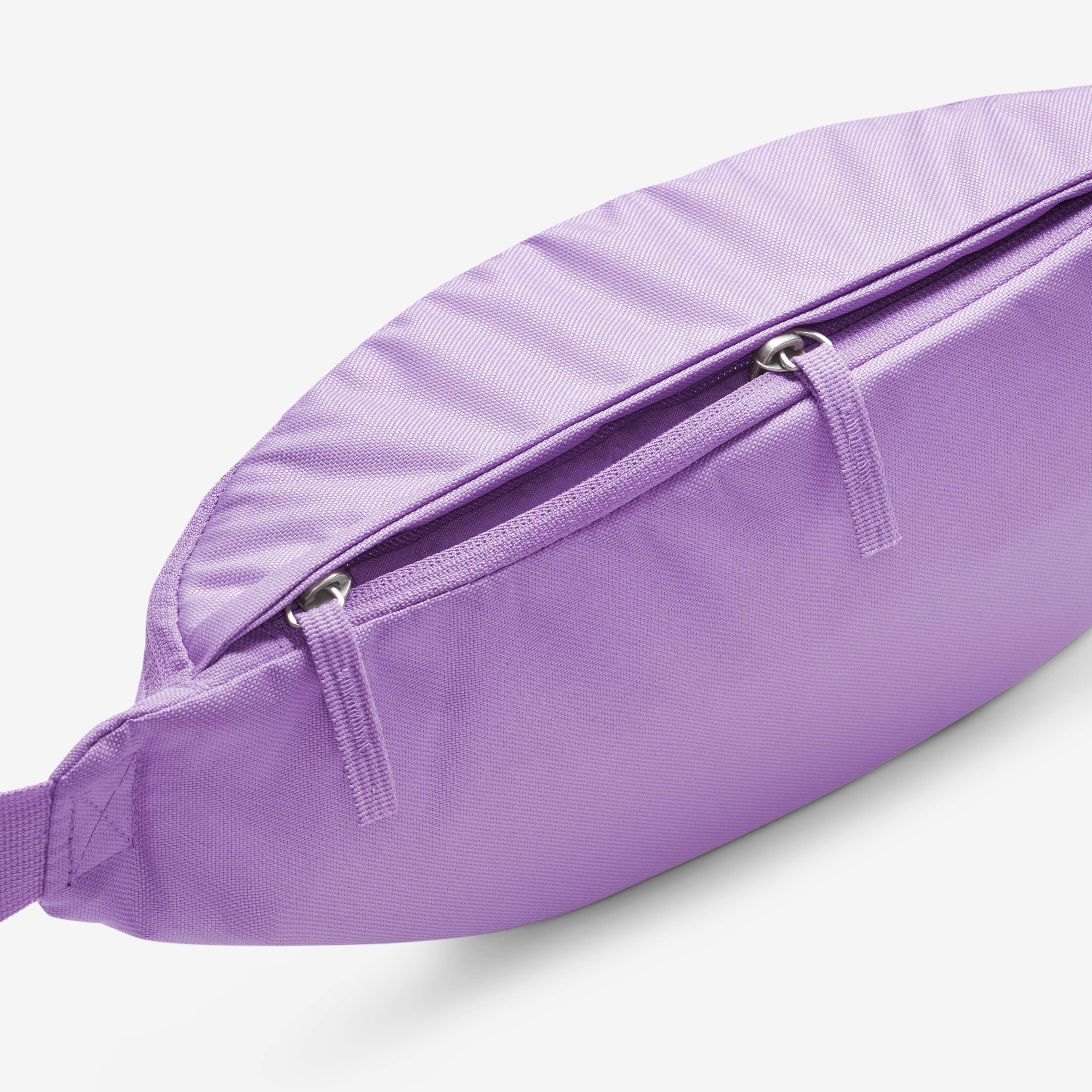 نايكي هيرتج image number 5