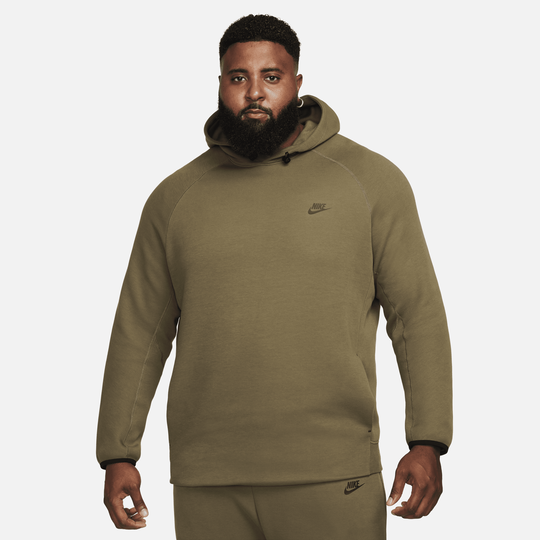 Nike tech fleece online sweatshirt