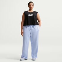 نايكي سبورتسوير فينيكس فليس