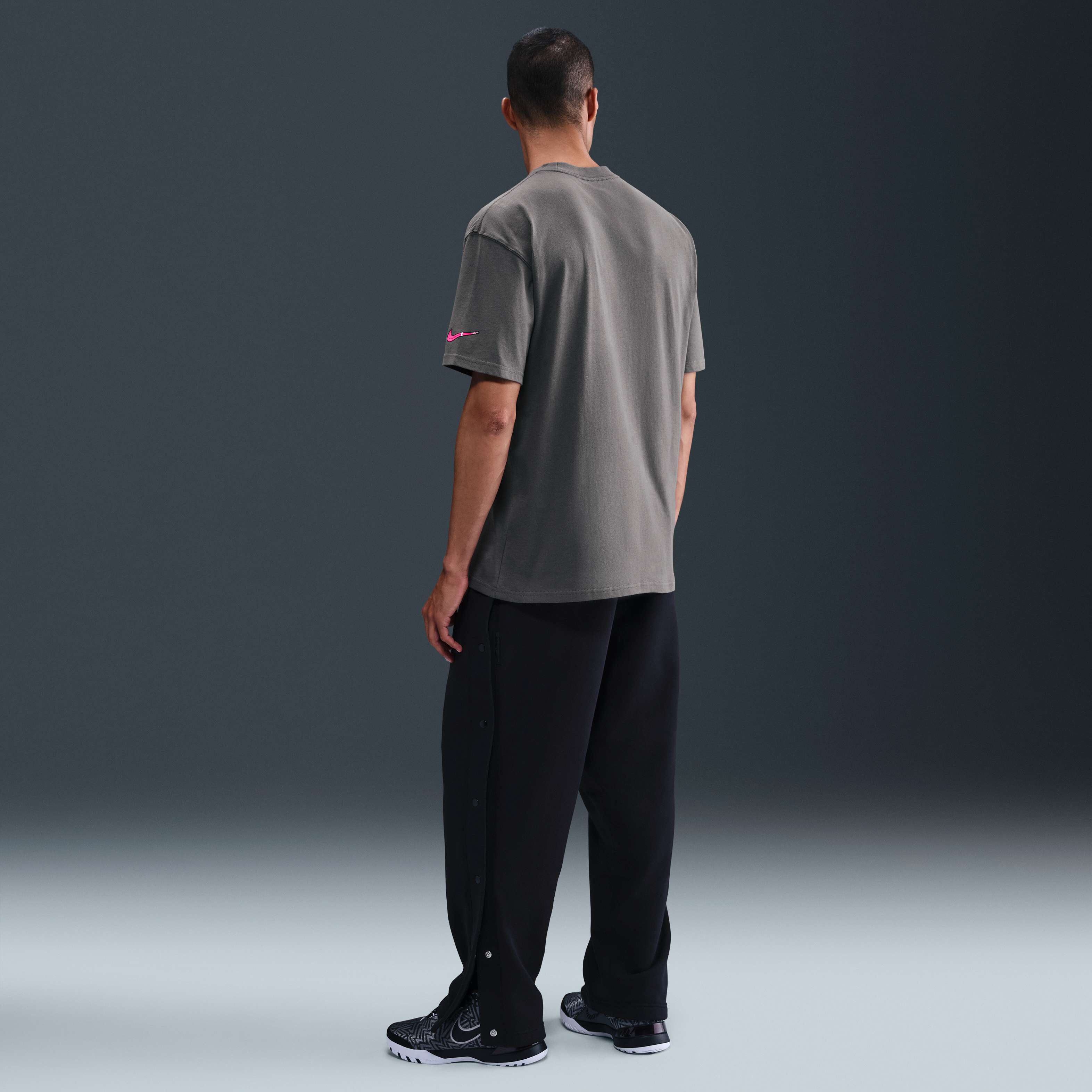 LeBron image number 4