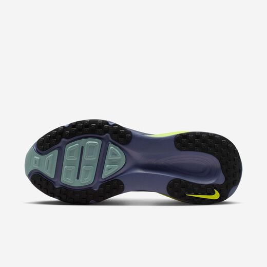 Nike Vomero 18