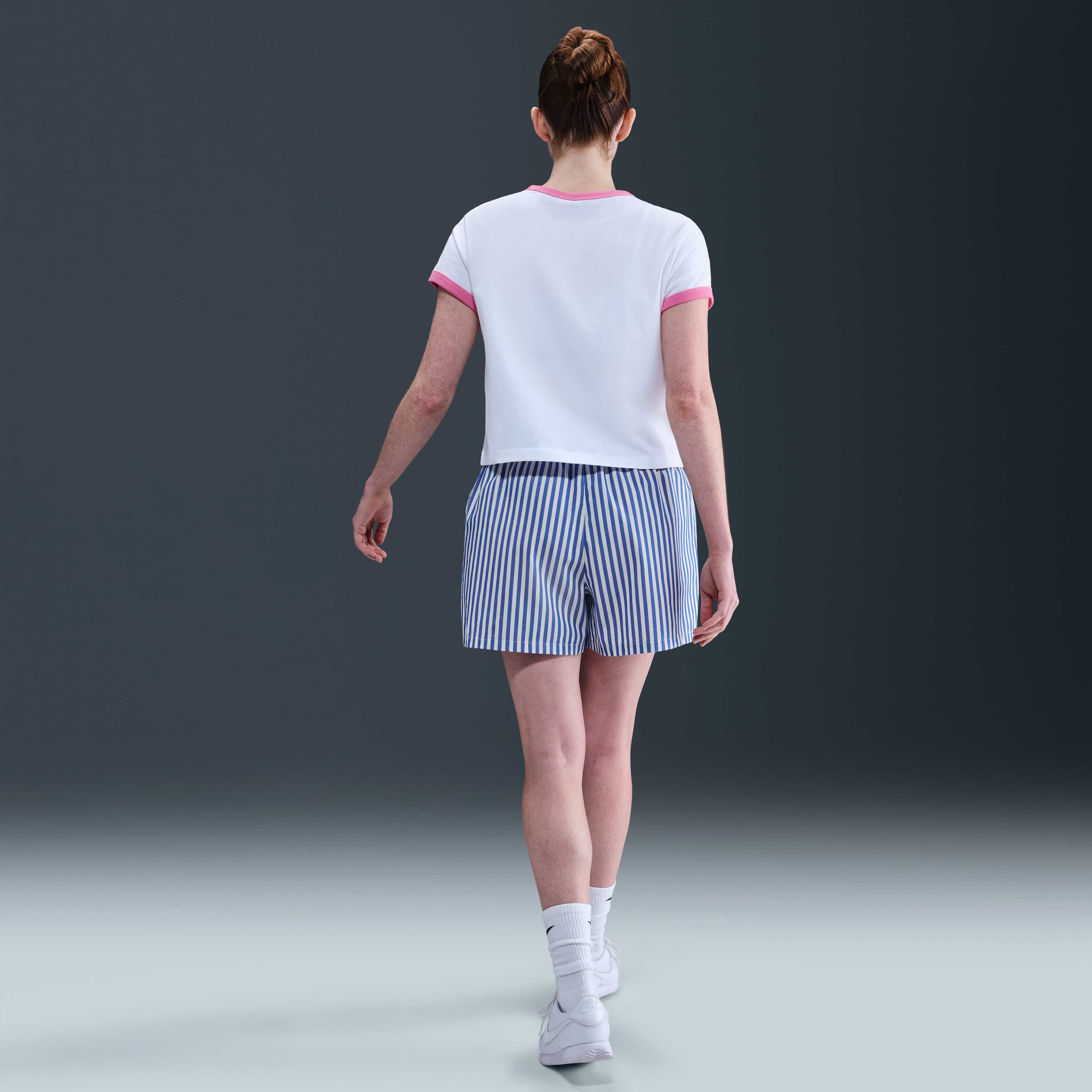 نايكي سبورتسوير image number 4