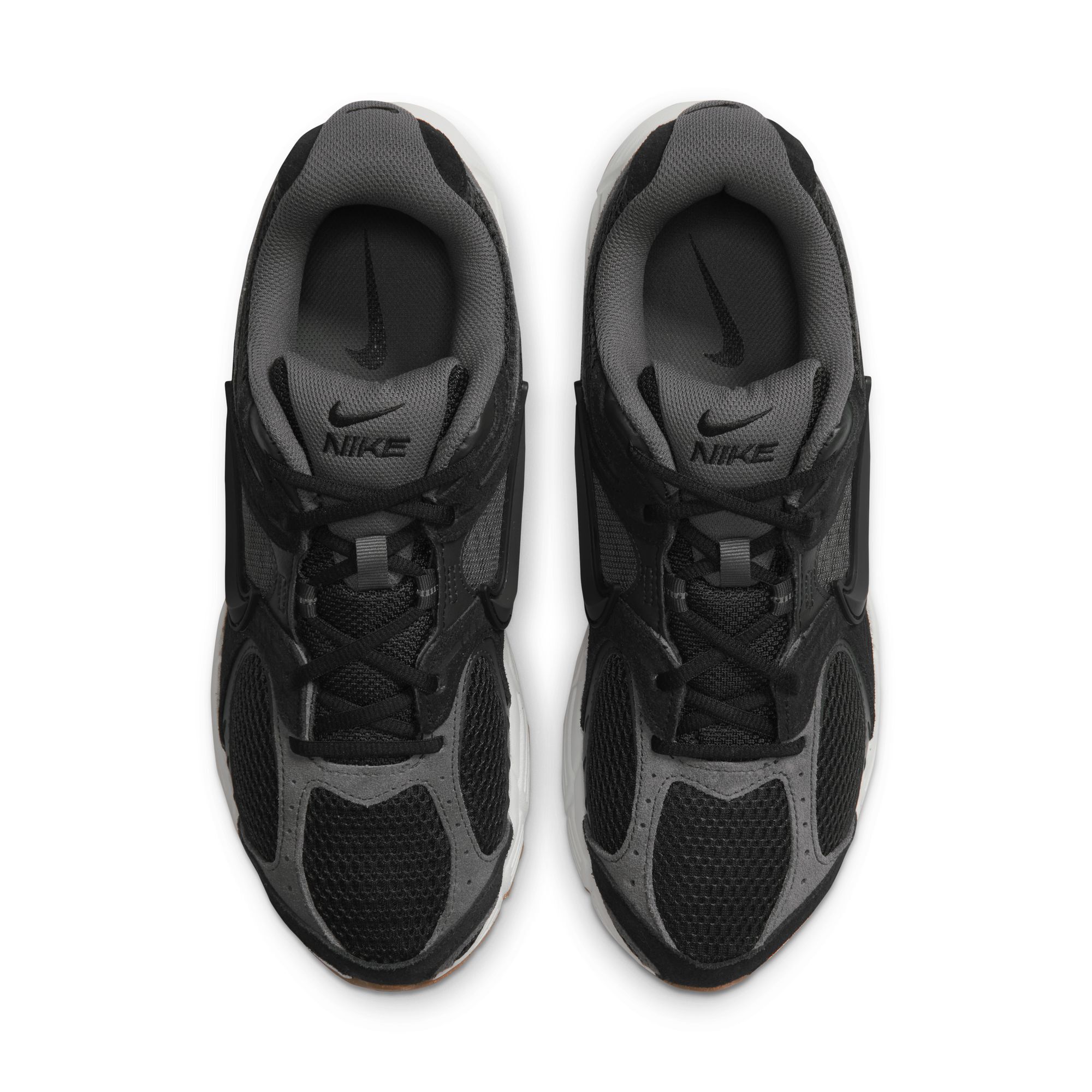 Nike V5 RNR Suede image number 3