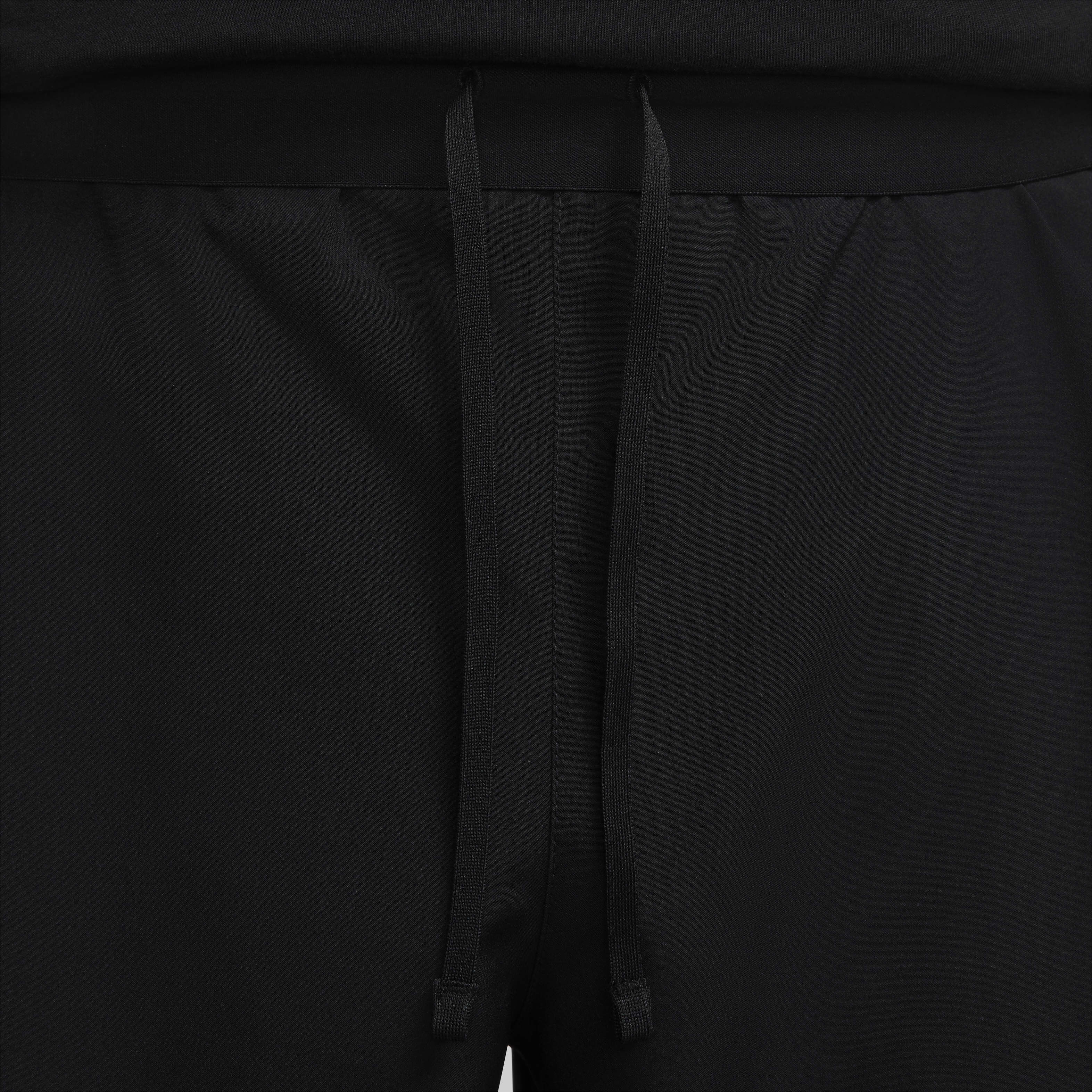 Nike black jogger shorts 2025
