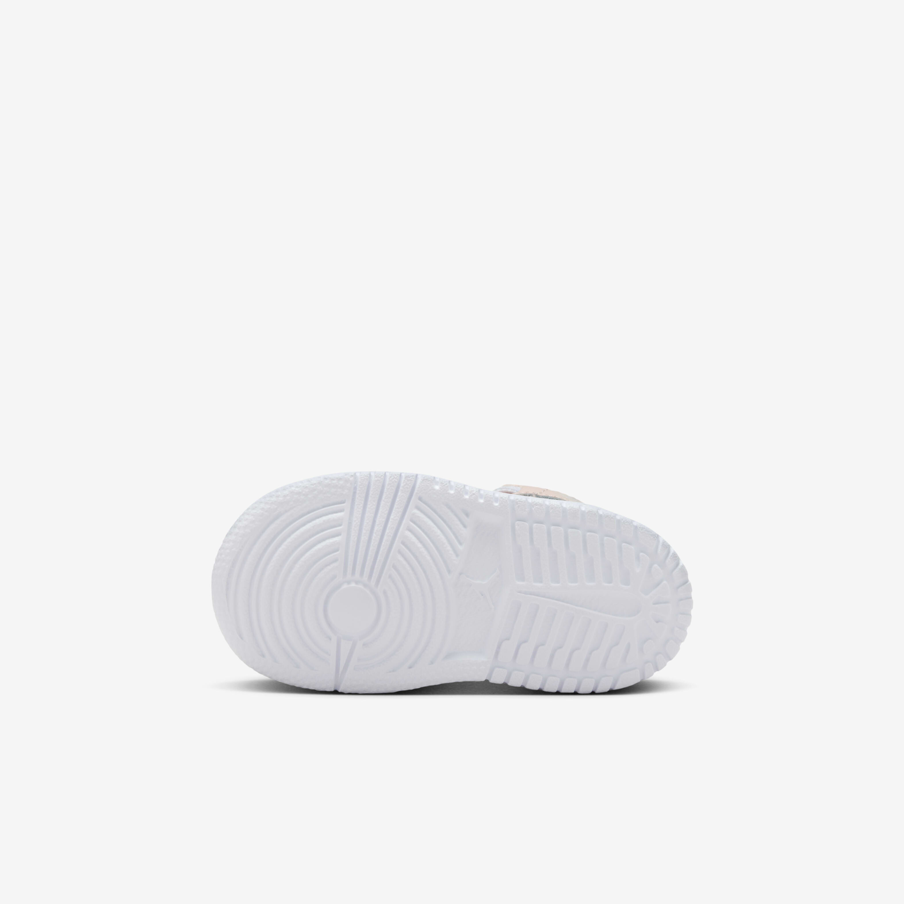 جوردن 1 ميد الت image number 1