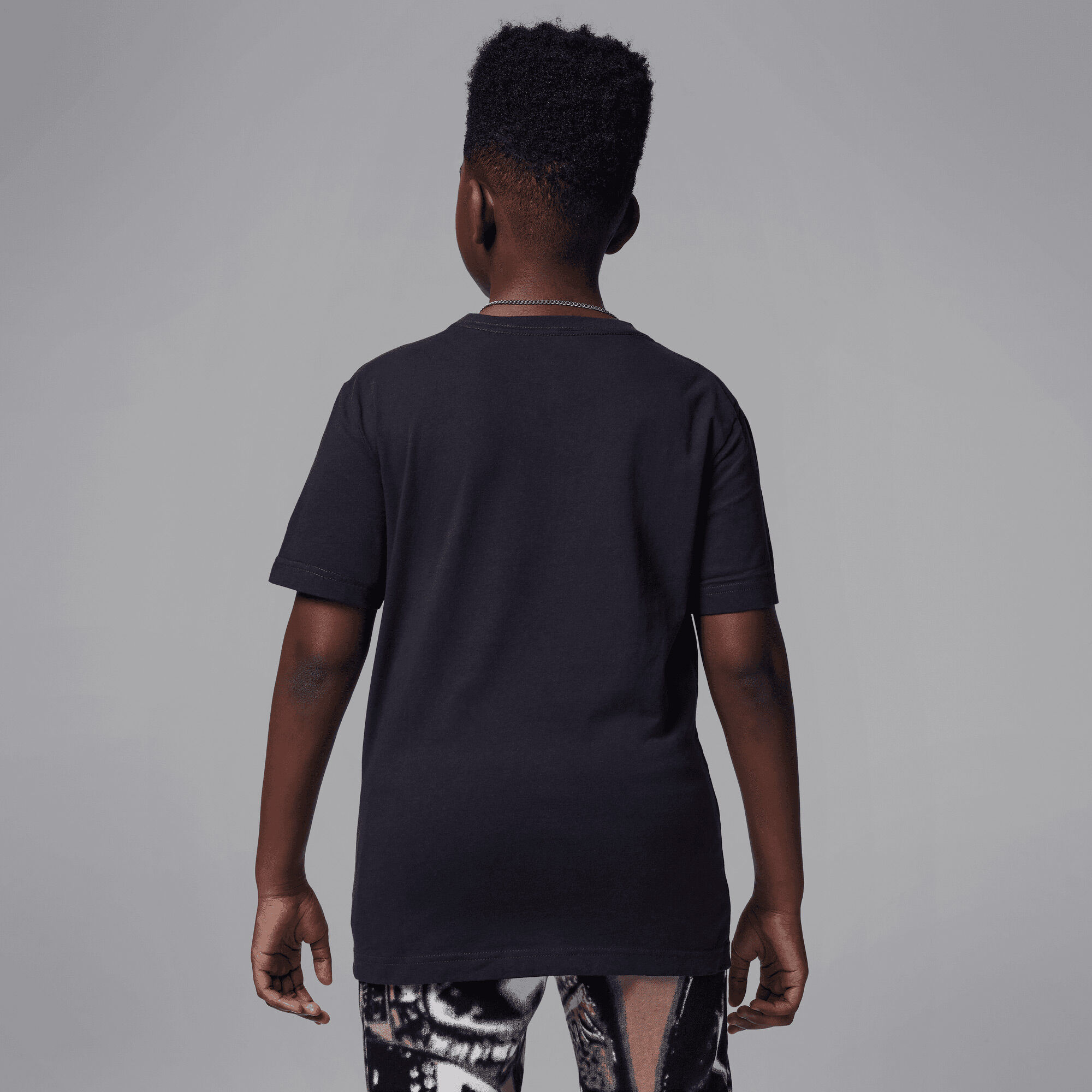 جوردن ام في بي image number 1