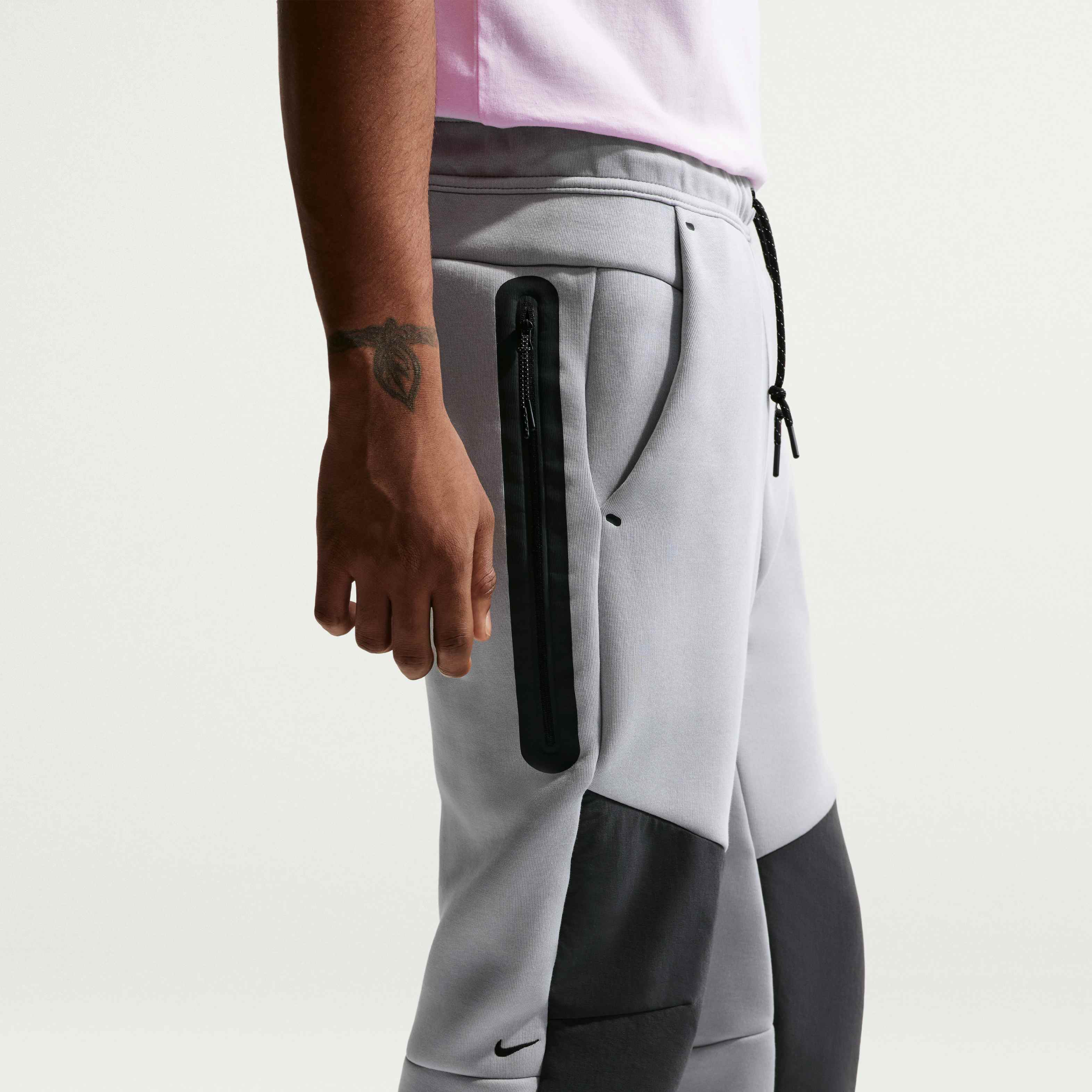 Nike Tech image number 2