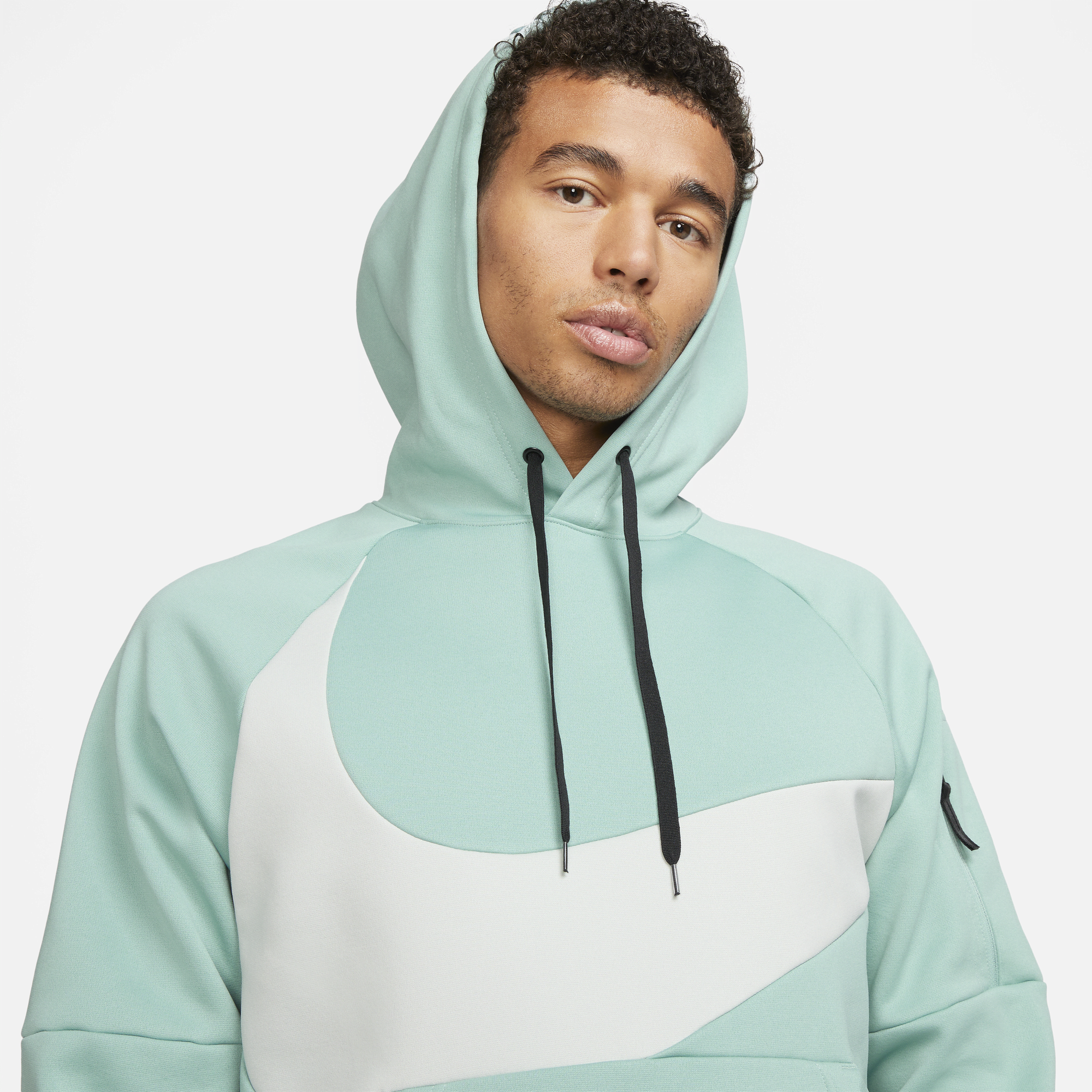 Shop Therma FIT Men s Pullover Fitness Hoodie Nike UAE