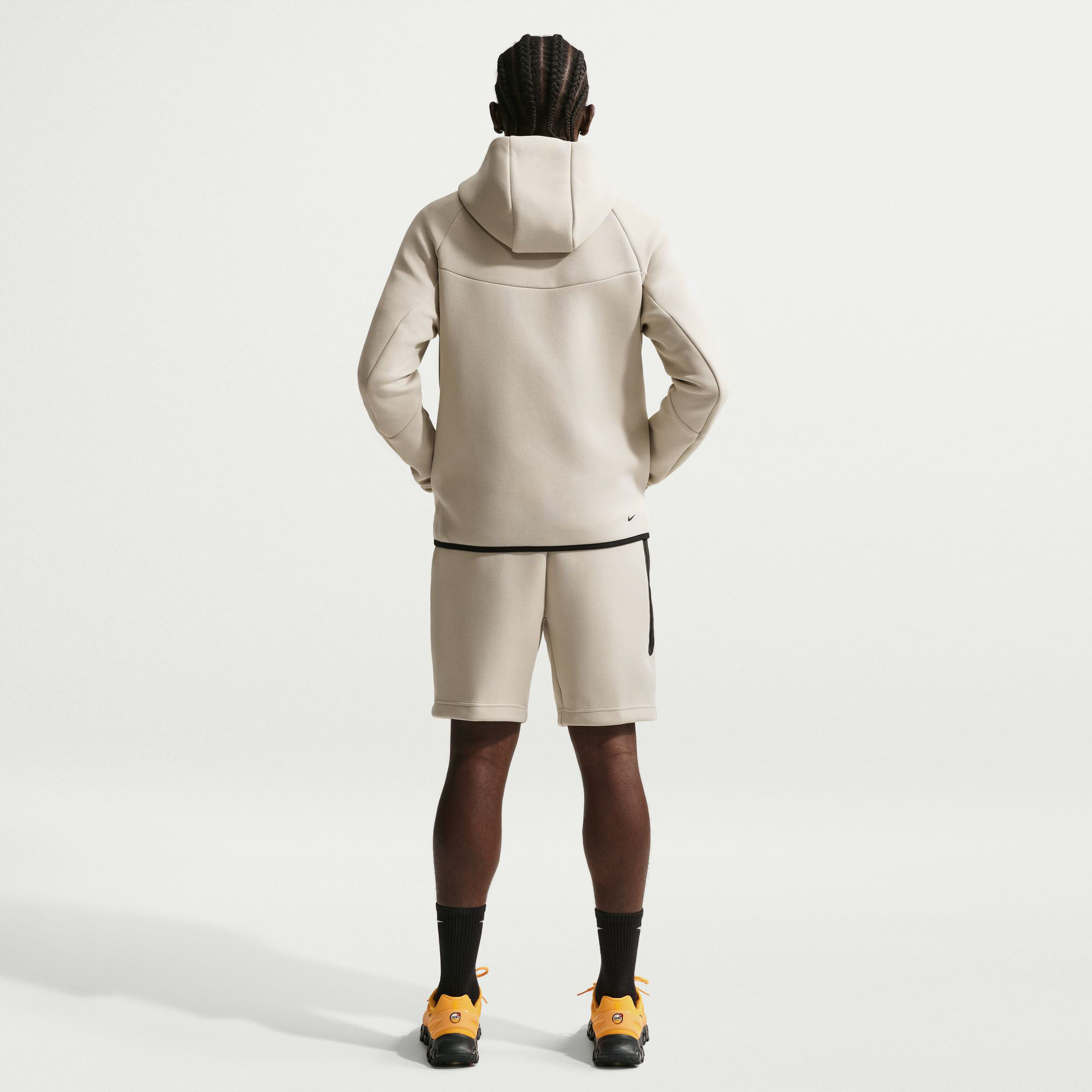 Nike Tech image number 1