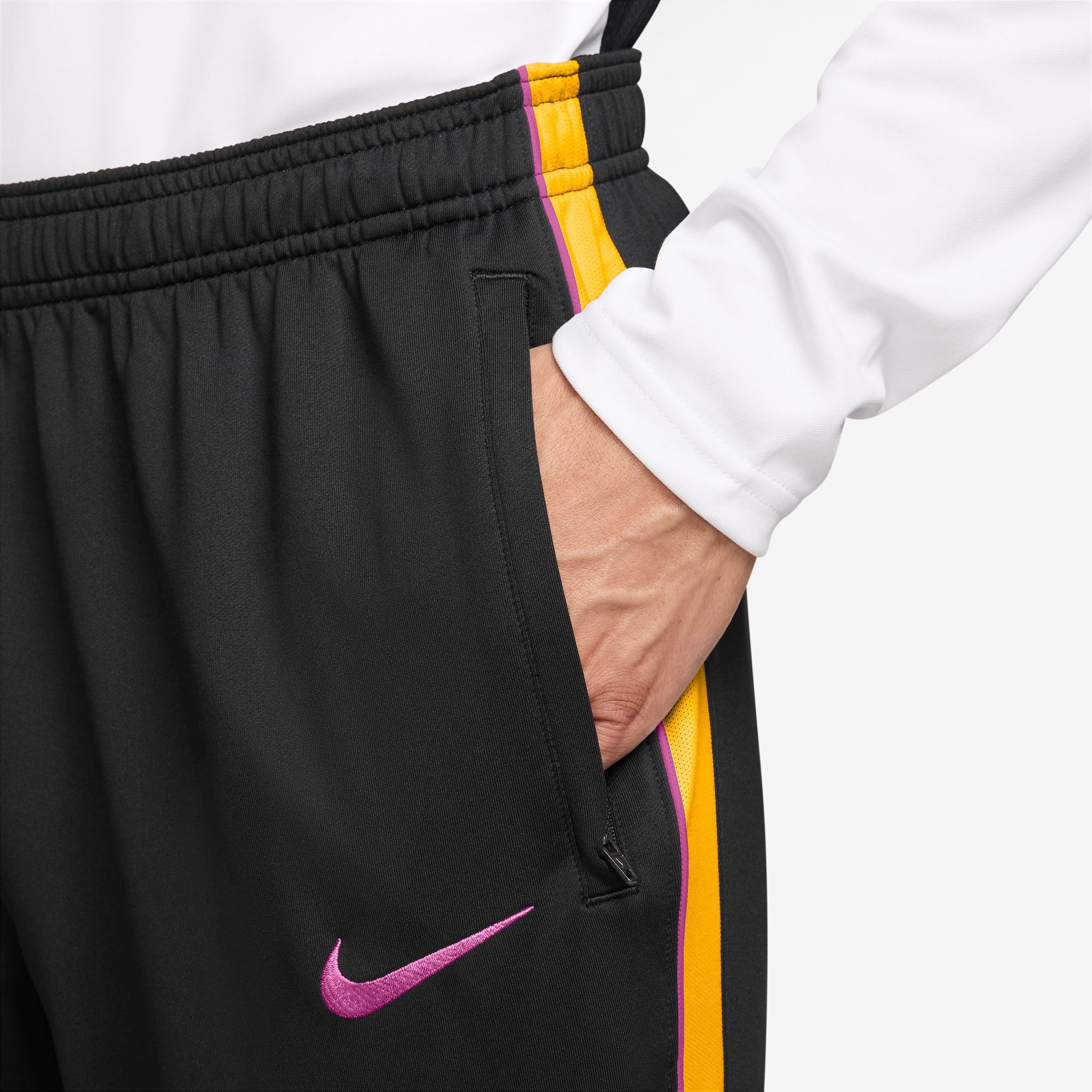 Nike Strike image number 2