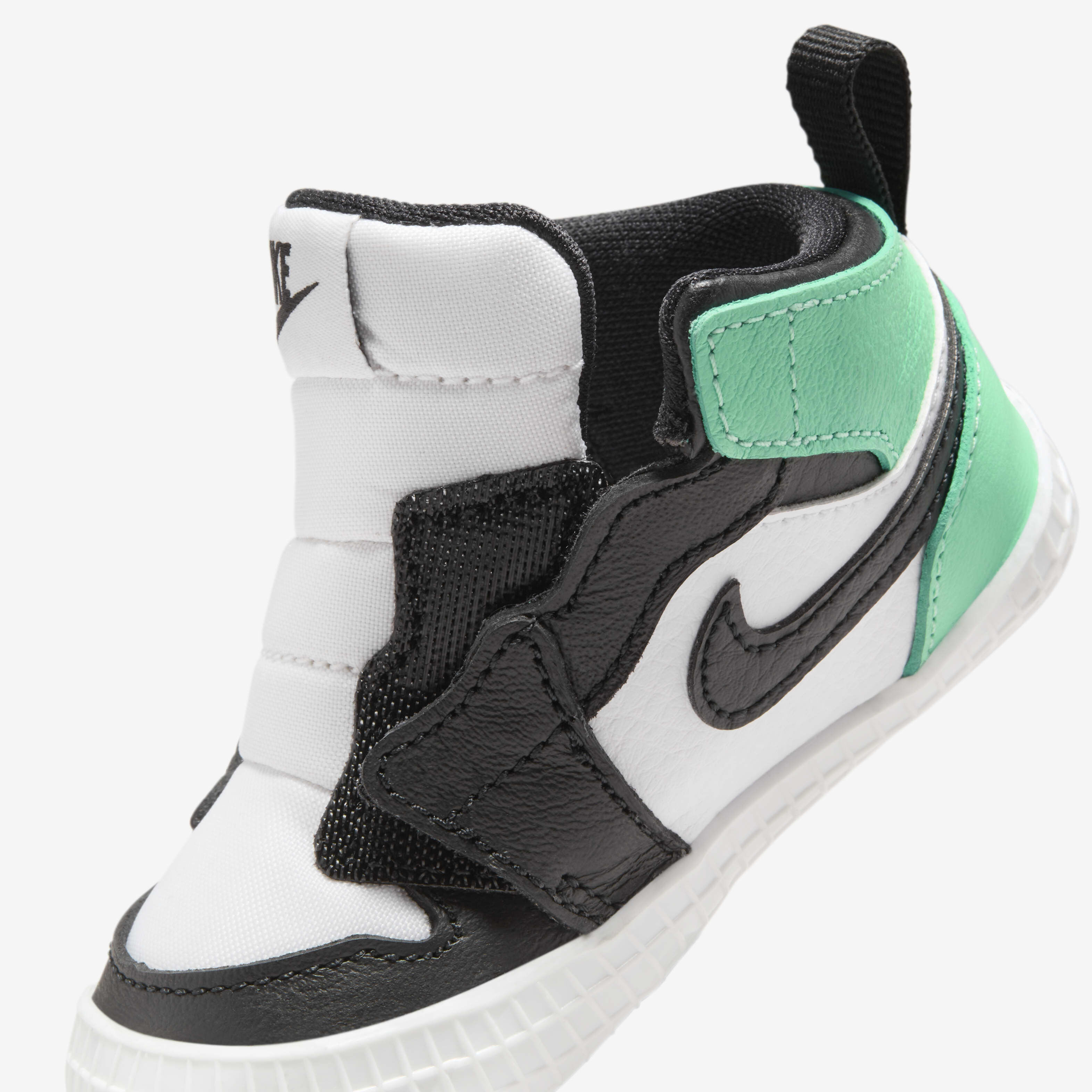 Nike jordan crib shoes deals