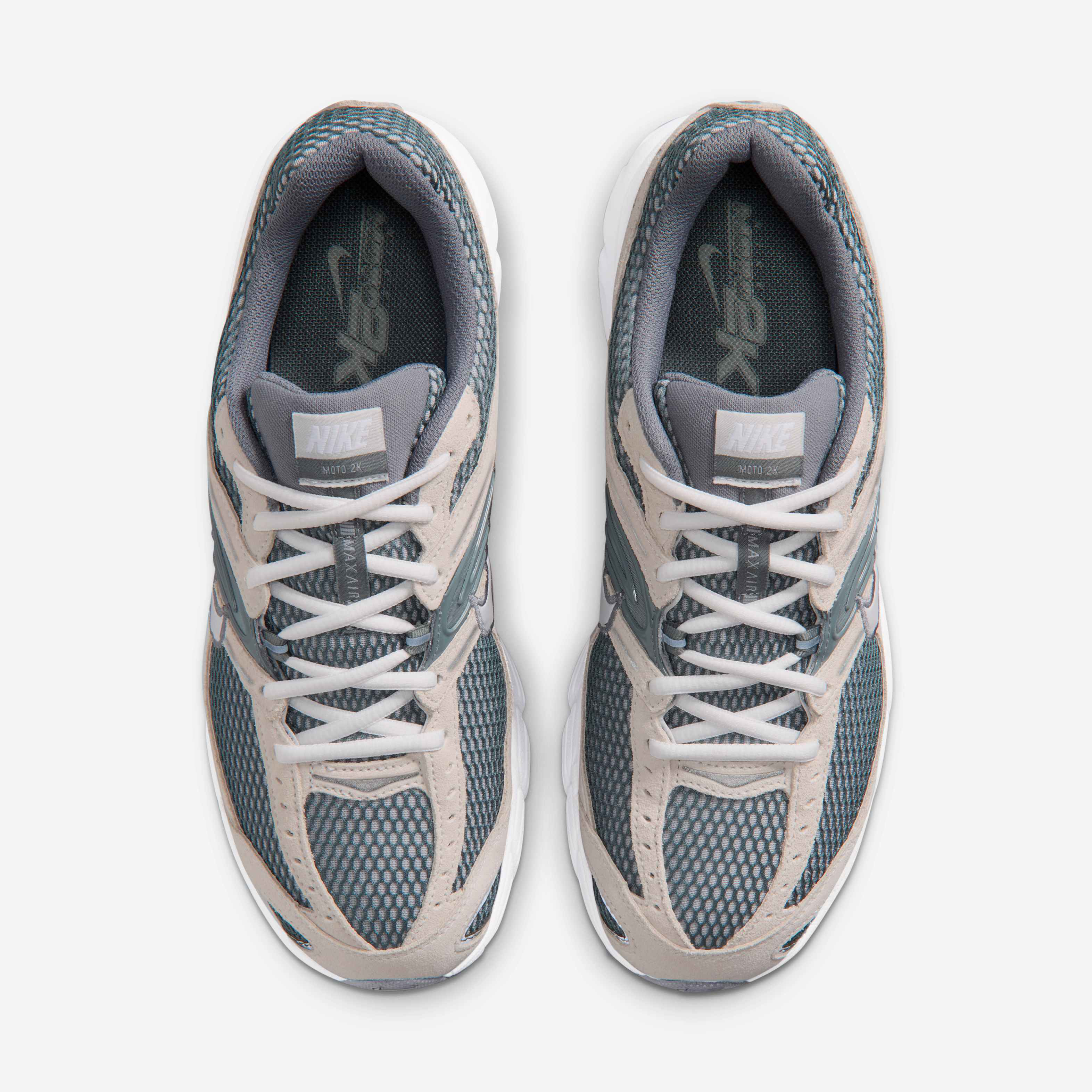 Nike Air Max Moto 2K image number 3