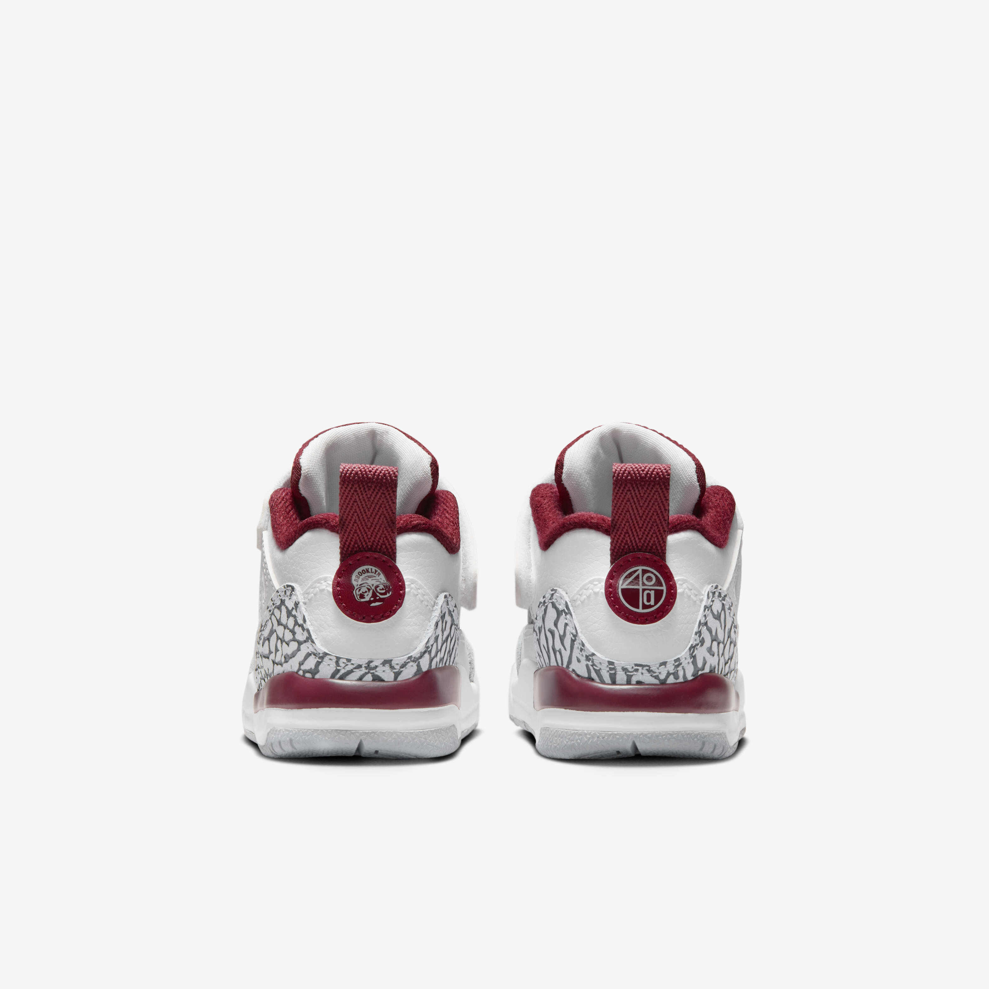Jordan Spizike Low