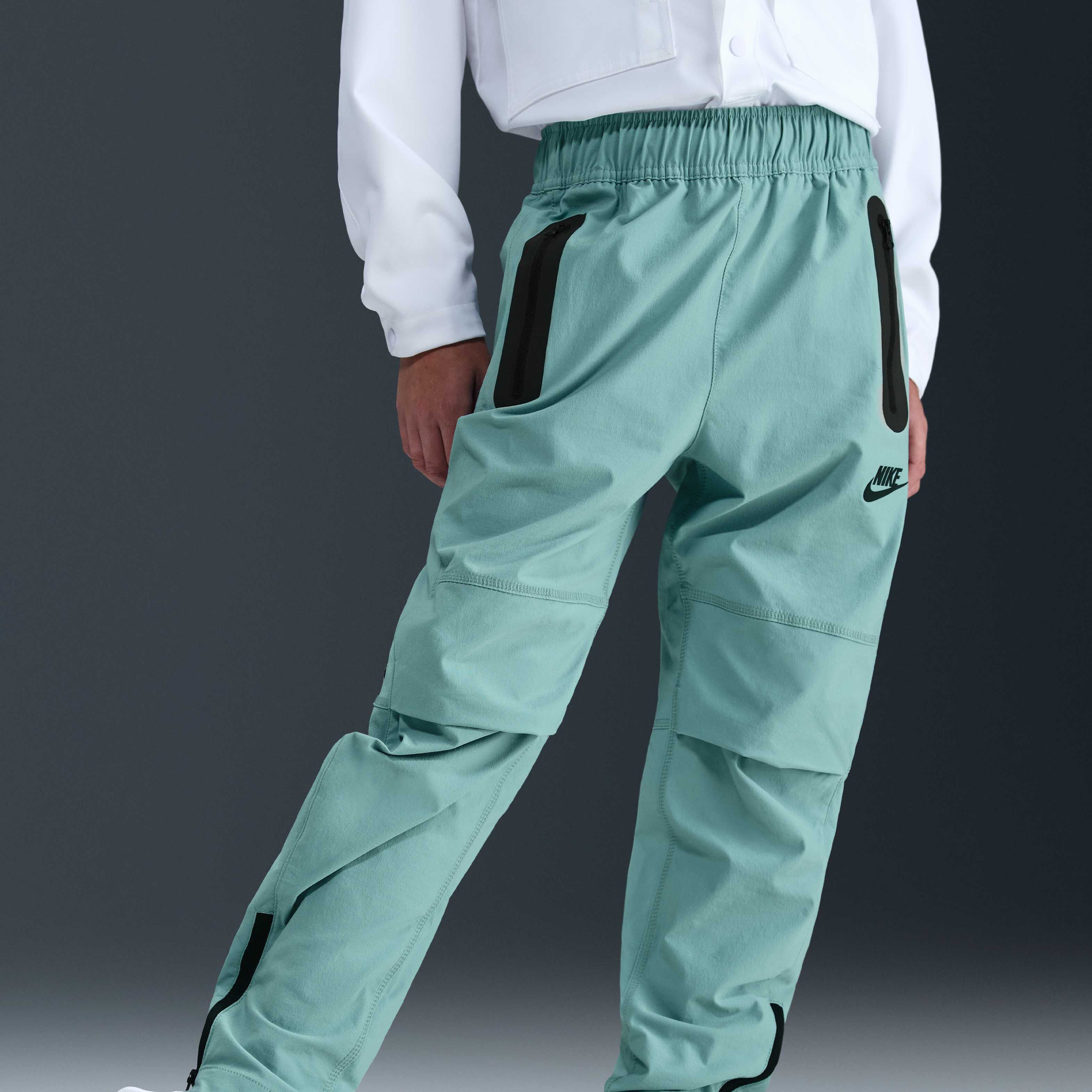 نايكي تك image number 1