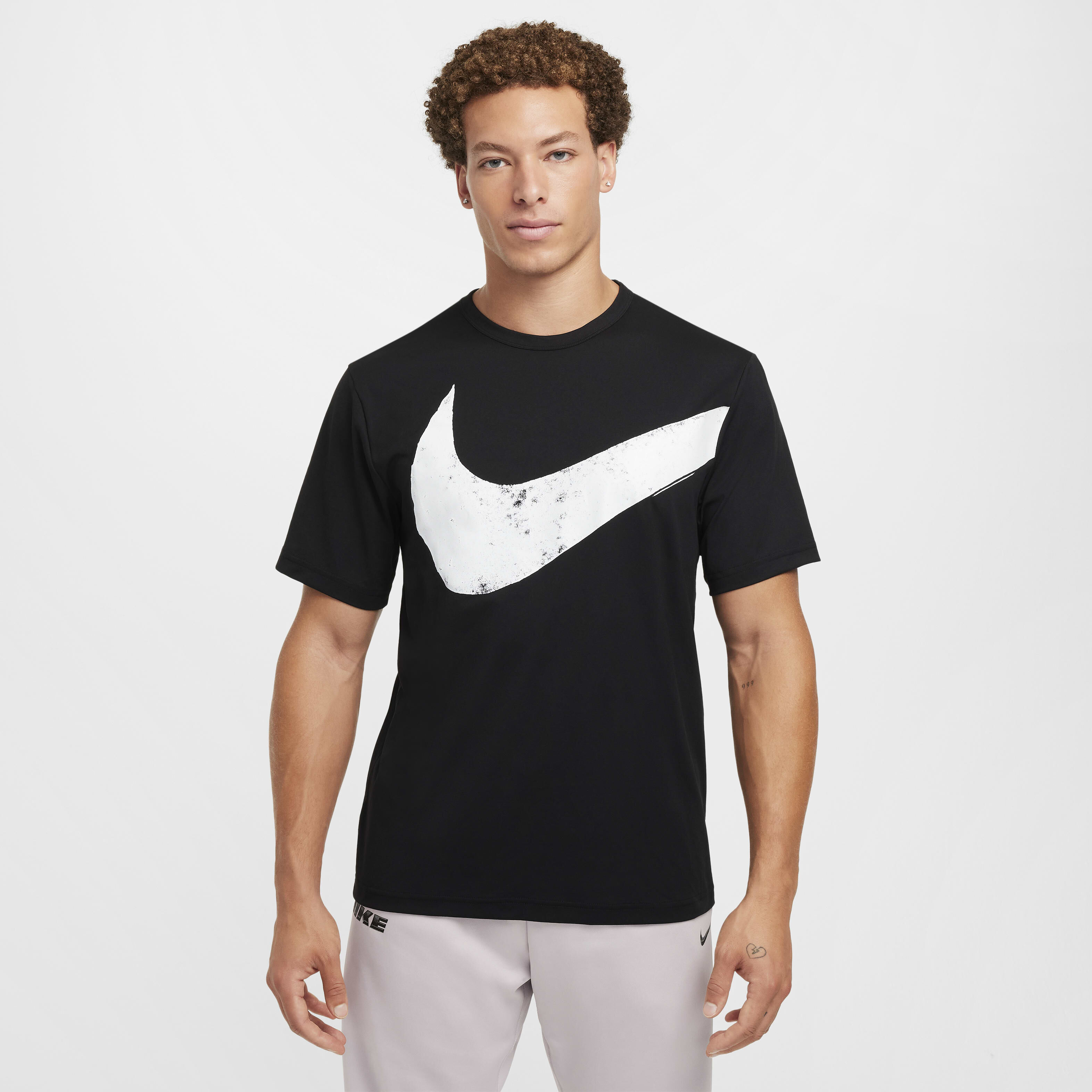 Nike Hyverse Swoosh image number 0