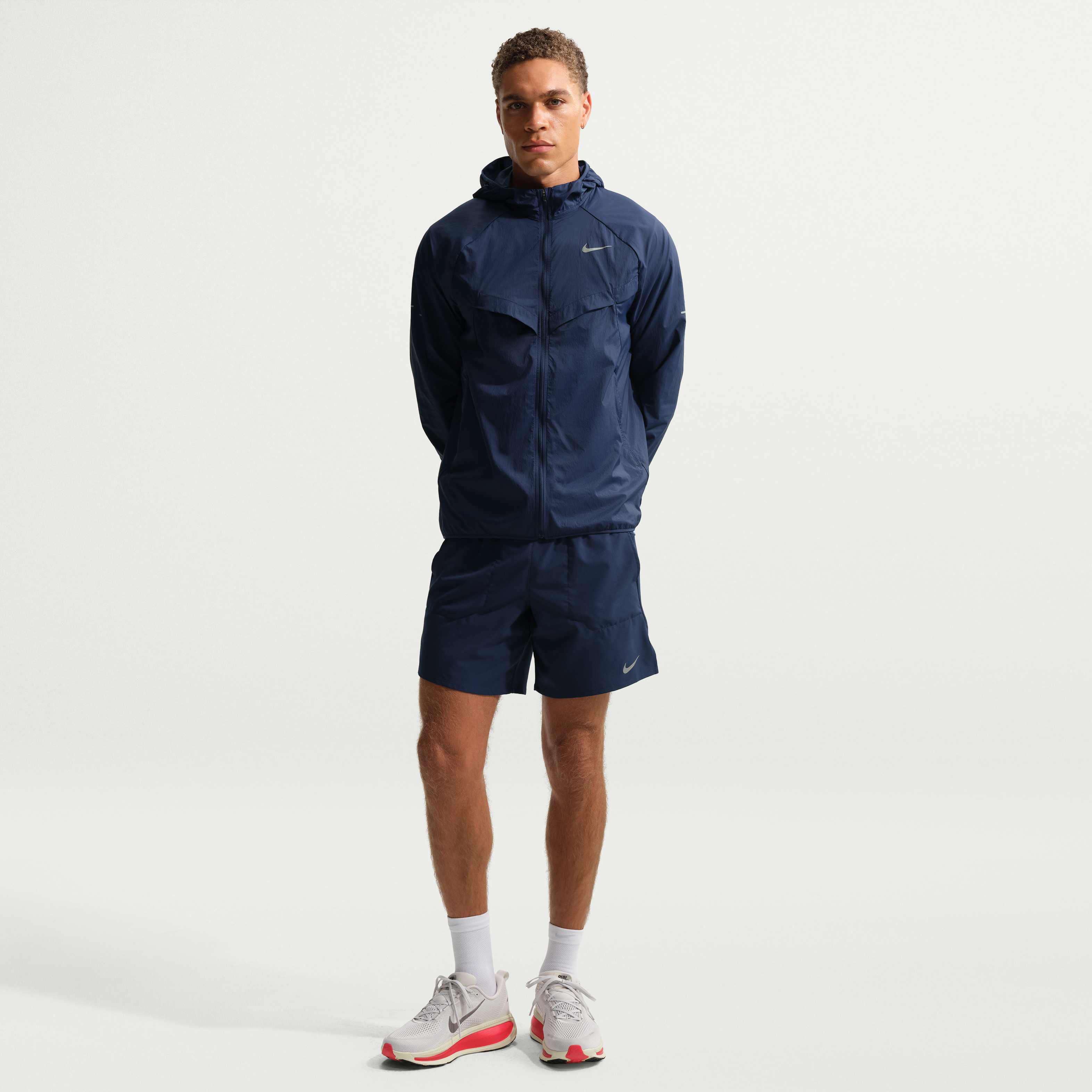 Nike Stride image number 3
