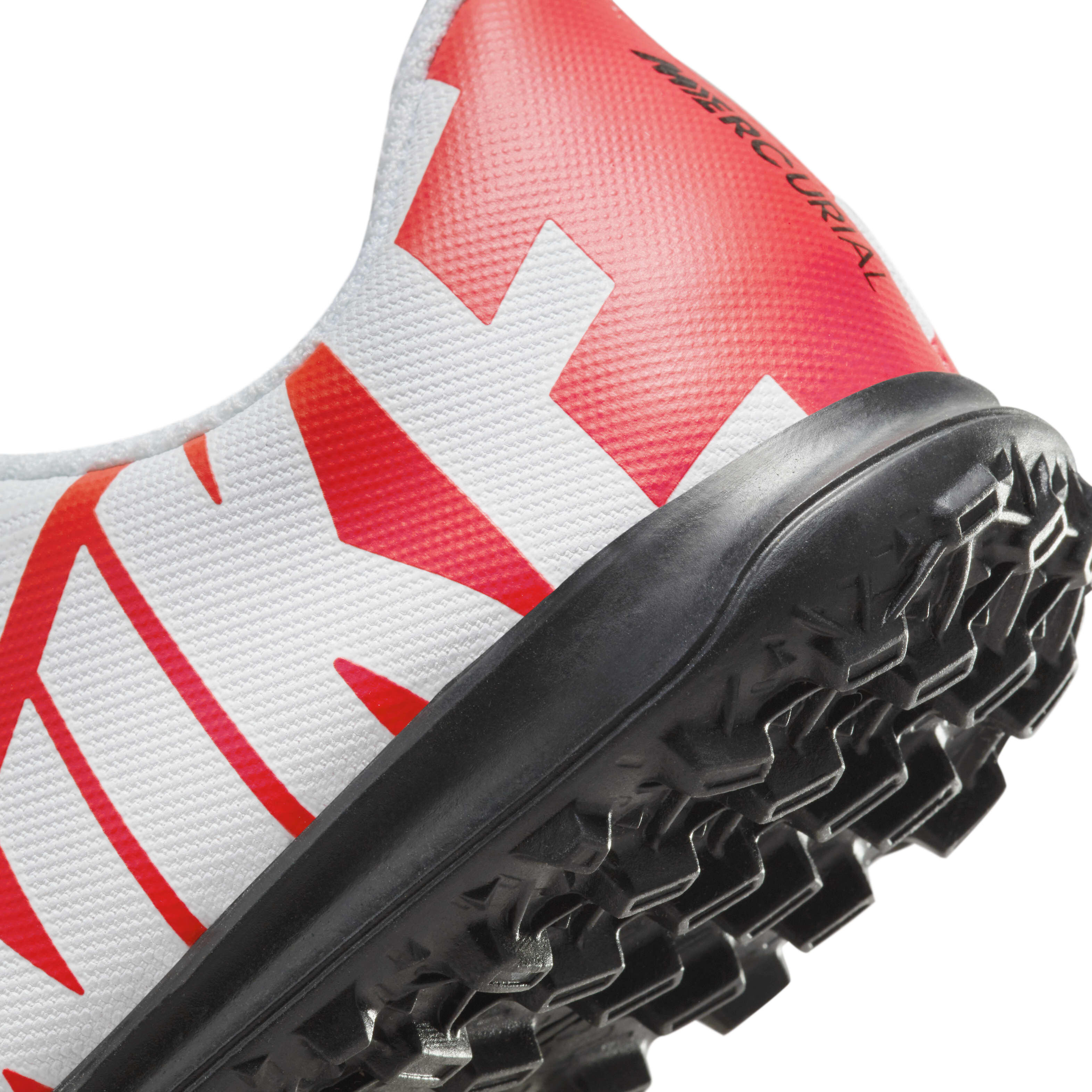 نايكي جونيور ميركيوريال فيبور 15 كلوب image number 7