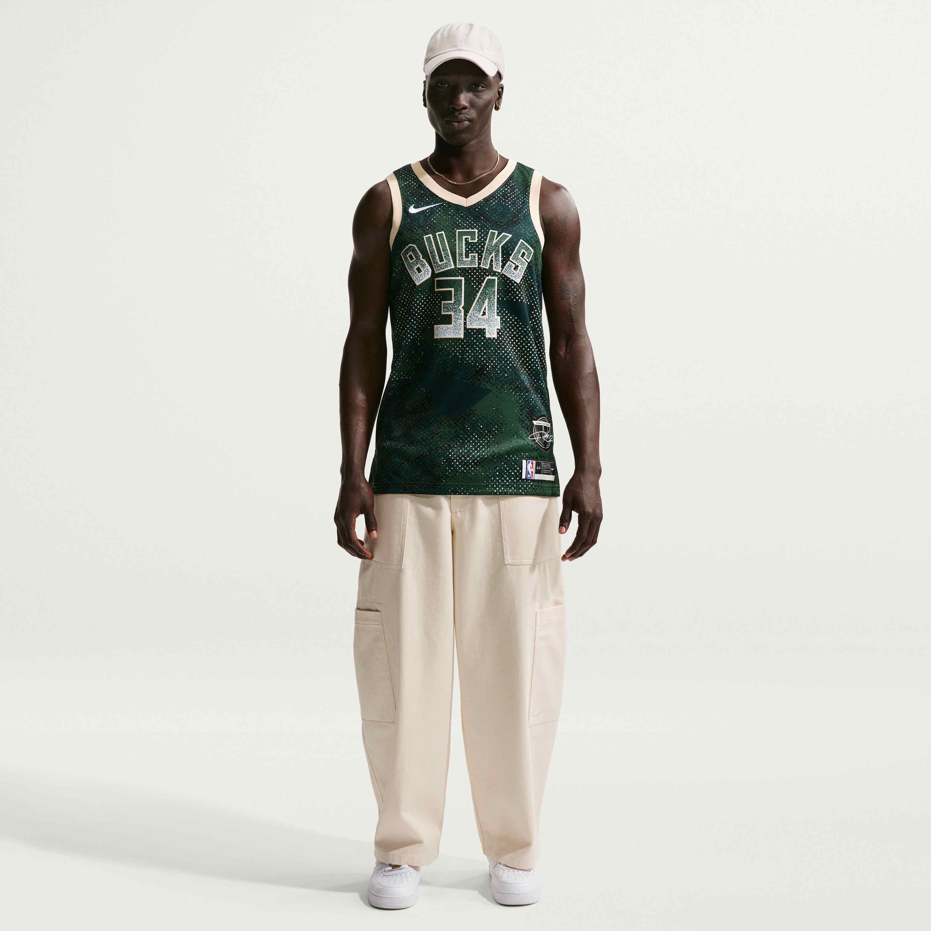 Giannis Antetokounmpo Milwaukee Bucks 2025/26 Select Series image number 6
