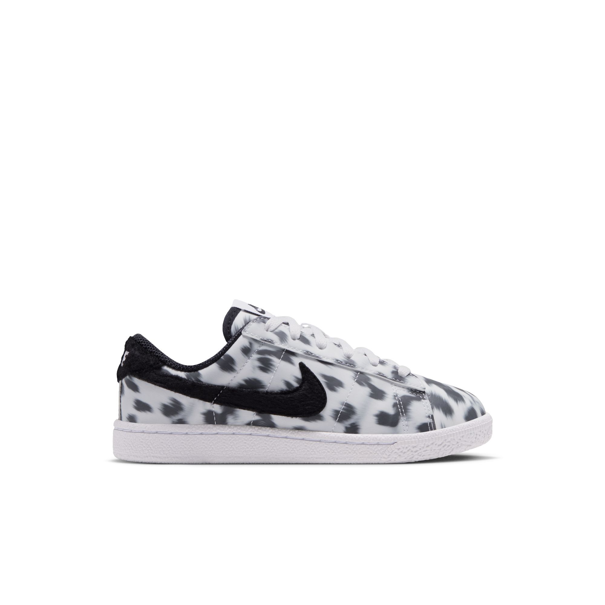 Nike Tennis Classic image number 5