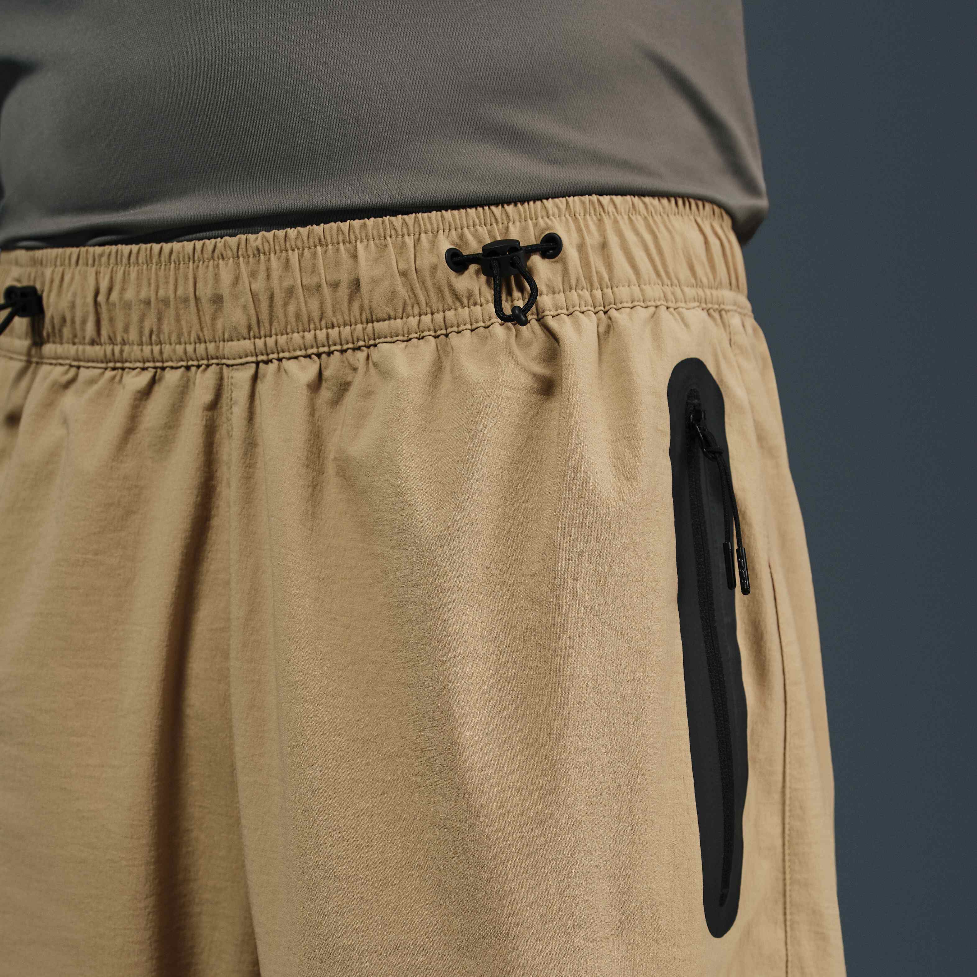 نايكي تك image number 4