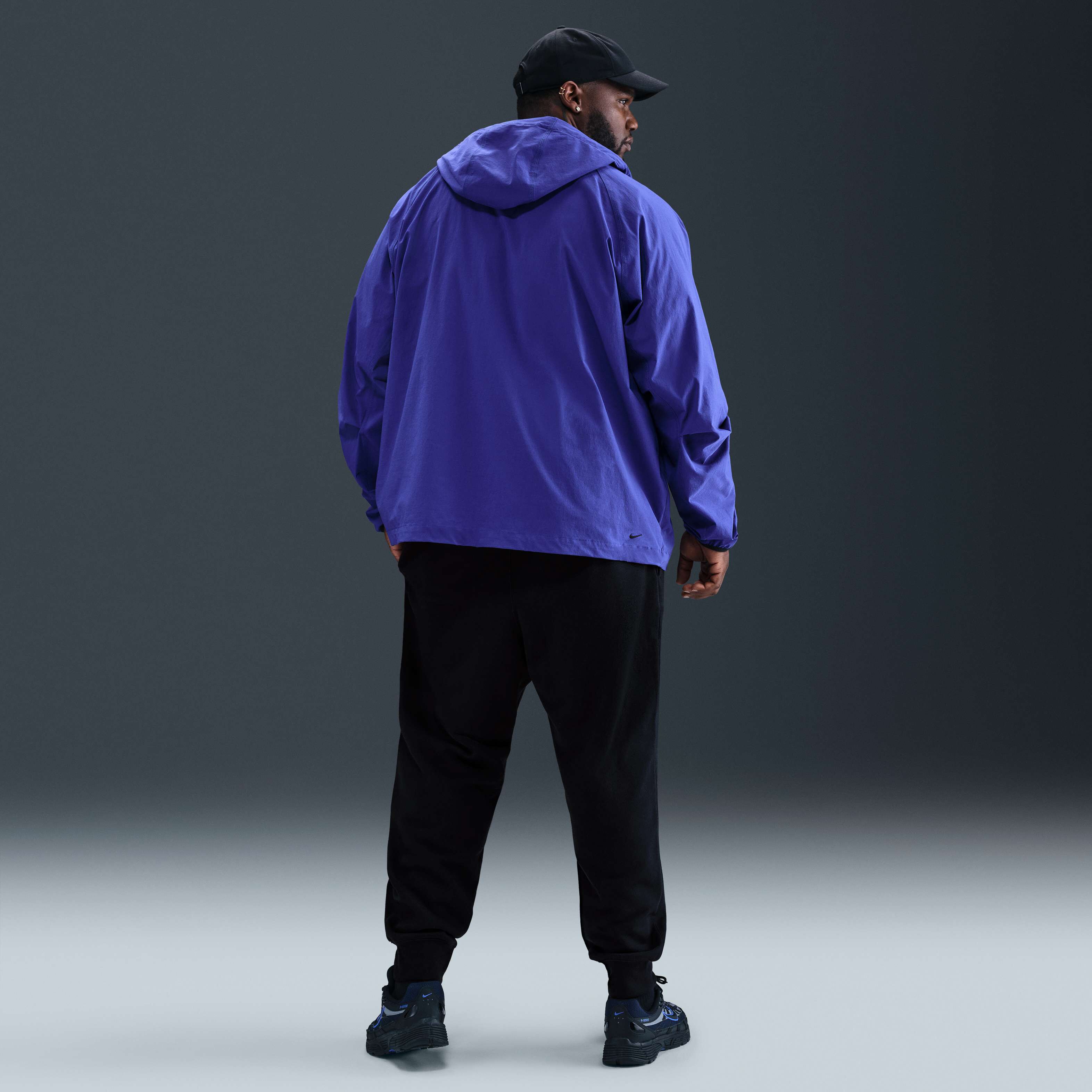 نايكي كلوب image number 10