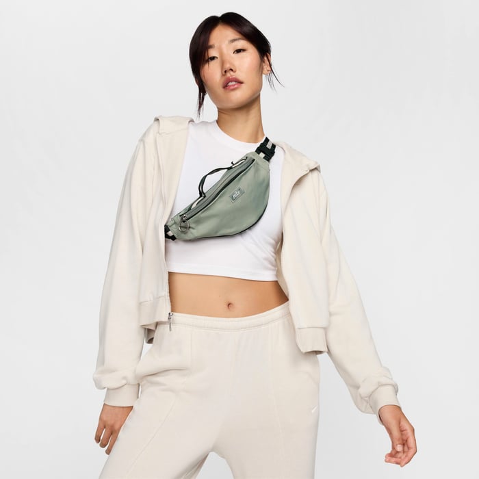 Nike Heritage image number 0 Nike Heritage image number 0