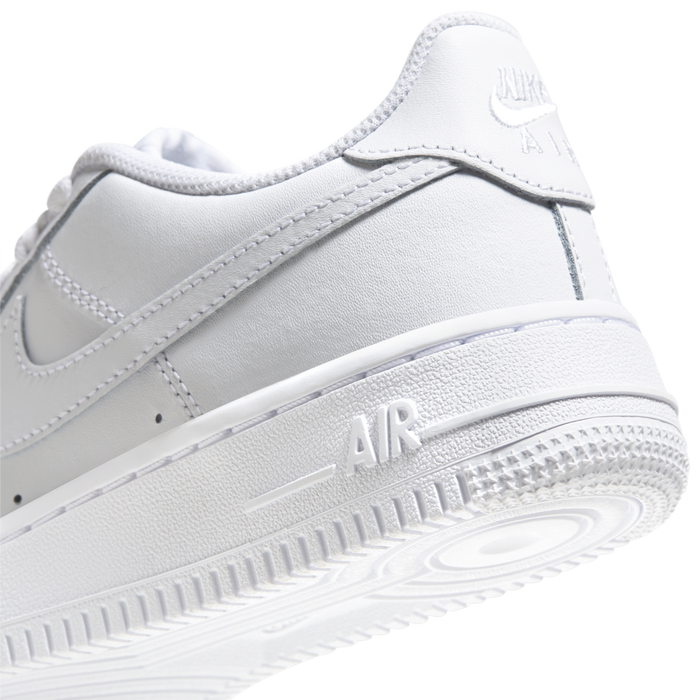 Tenis nike deals sneakers