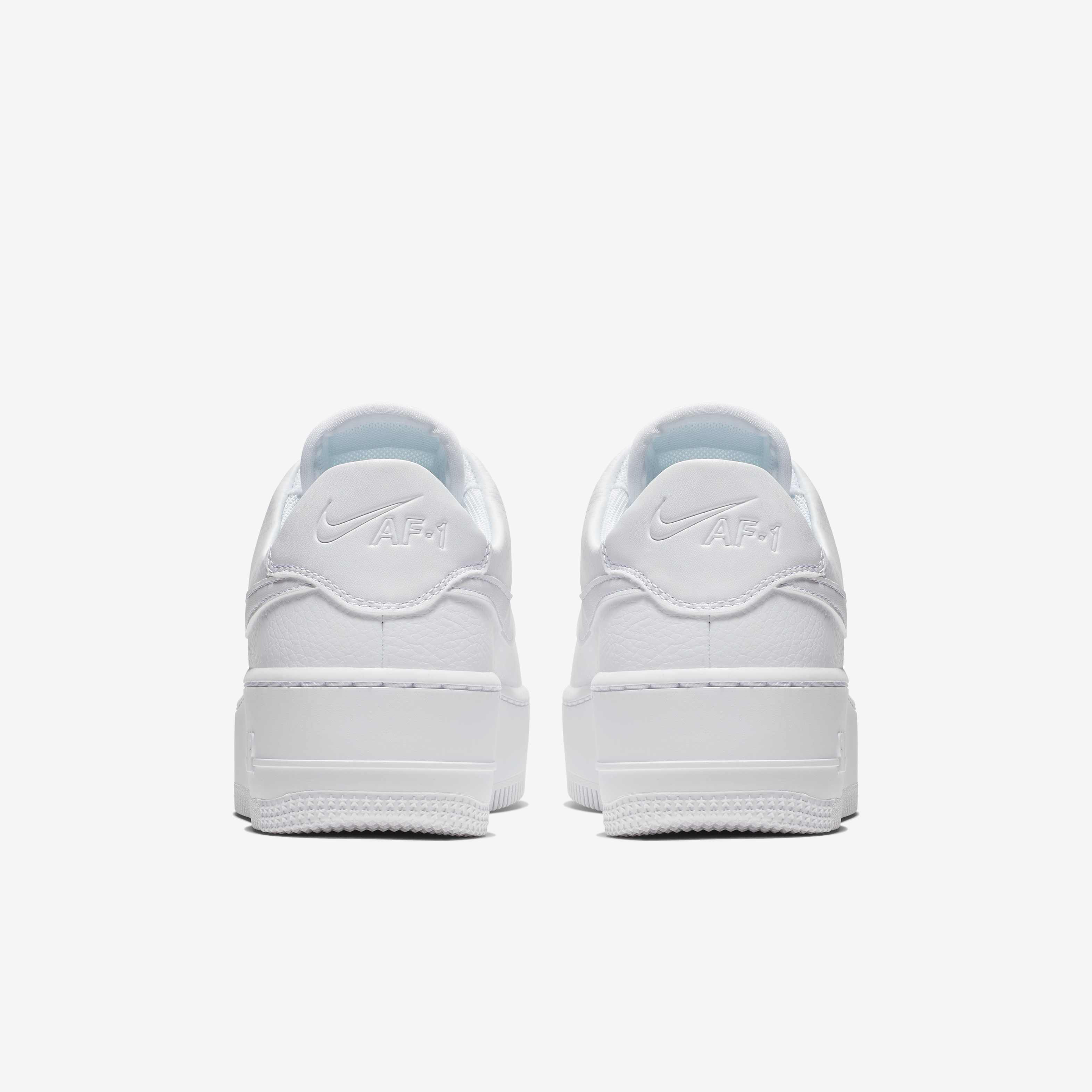 Nike Air Force 1 Sage Low image number 5