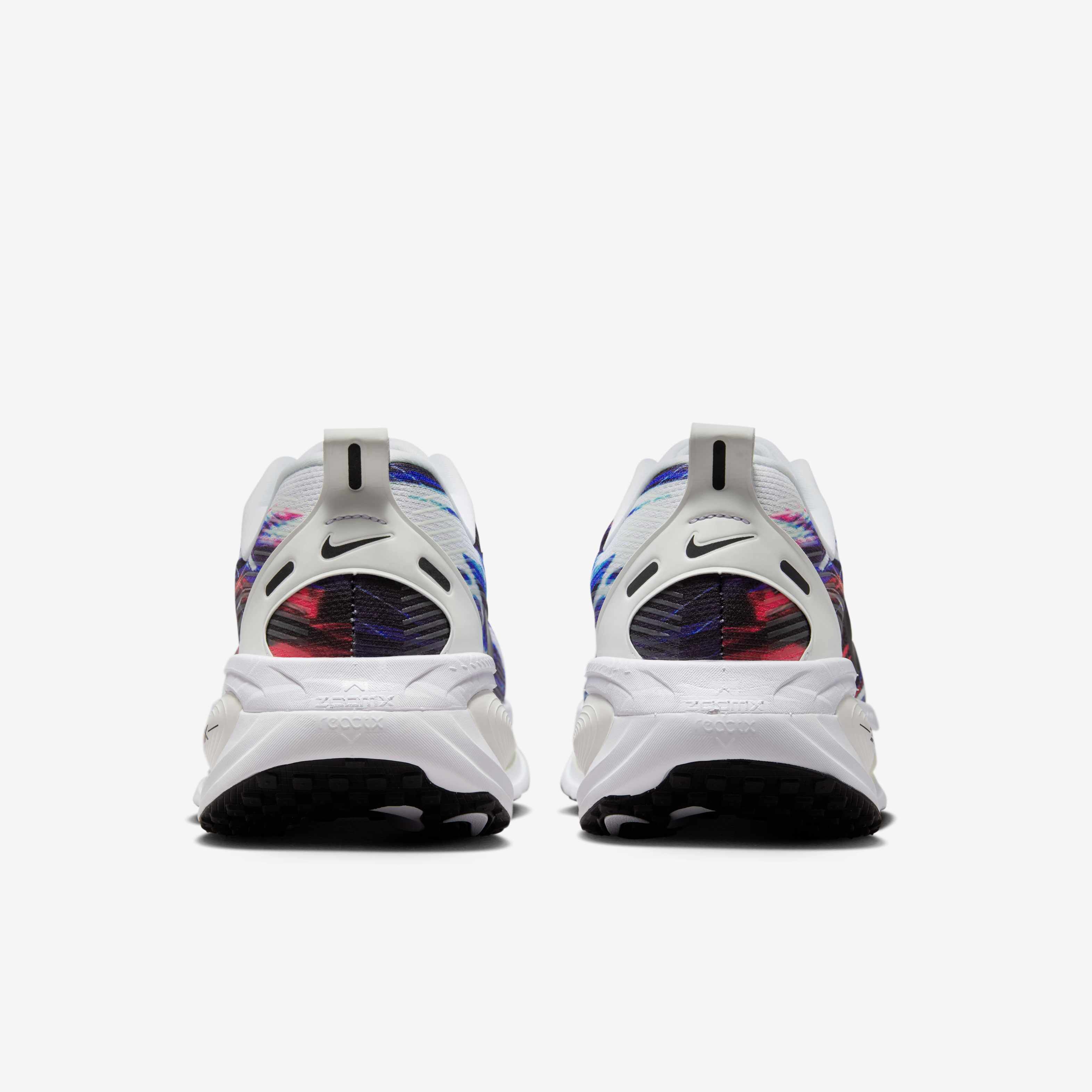 Nike Vomero 18 SE image number 5