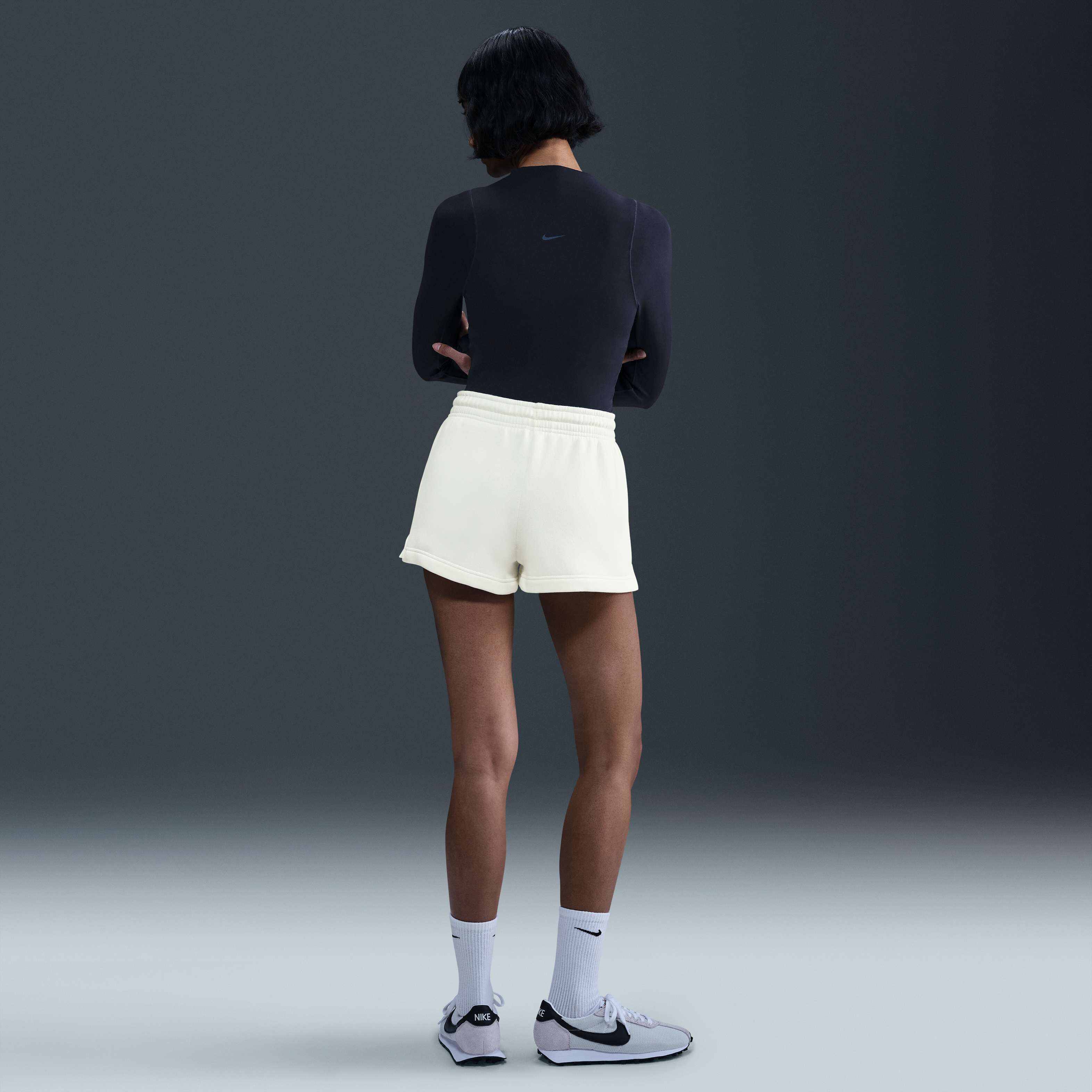 نايكي سبورتسوير فينيكس فليس image number 3