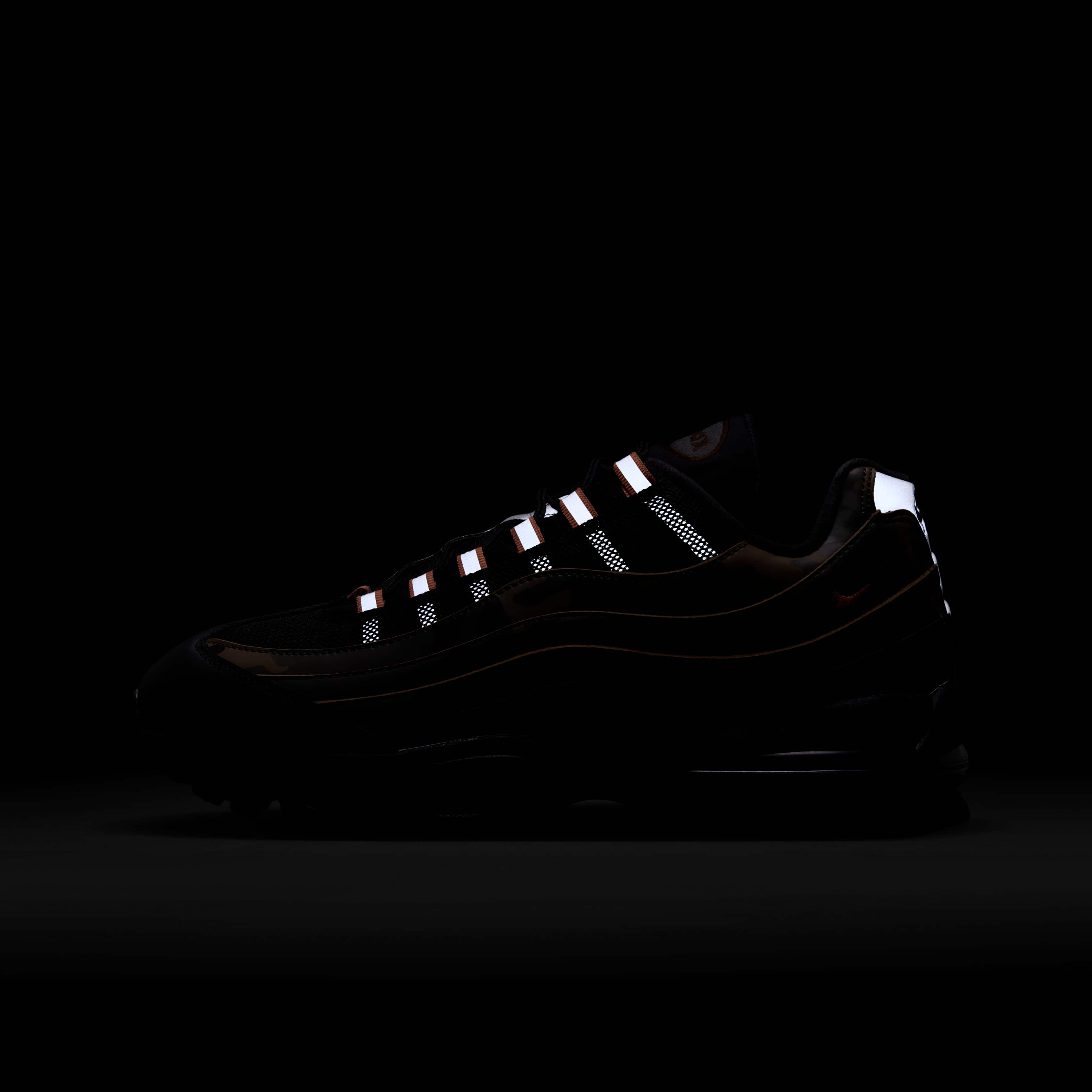 Nike Air Max 95 image number 8