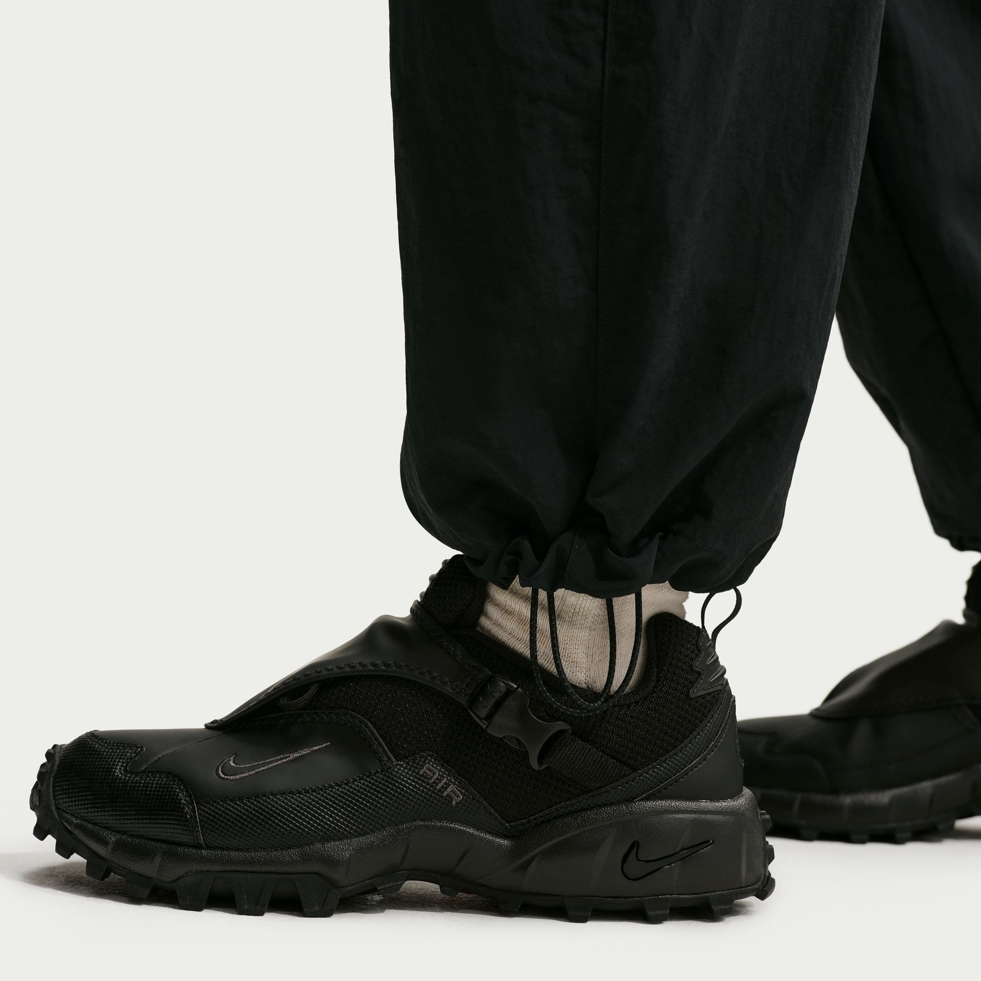 Nike ACG image number 6