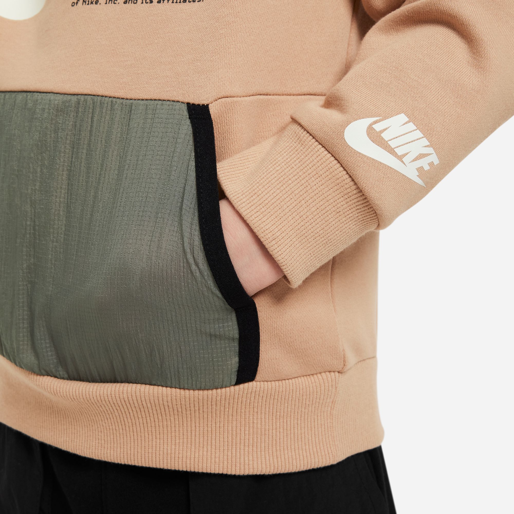 نايكي سبورتسوير بينت يور فيوتشر image number 2