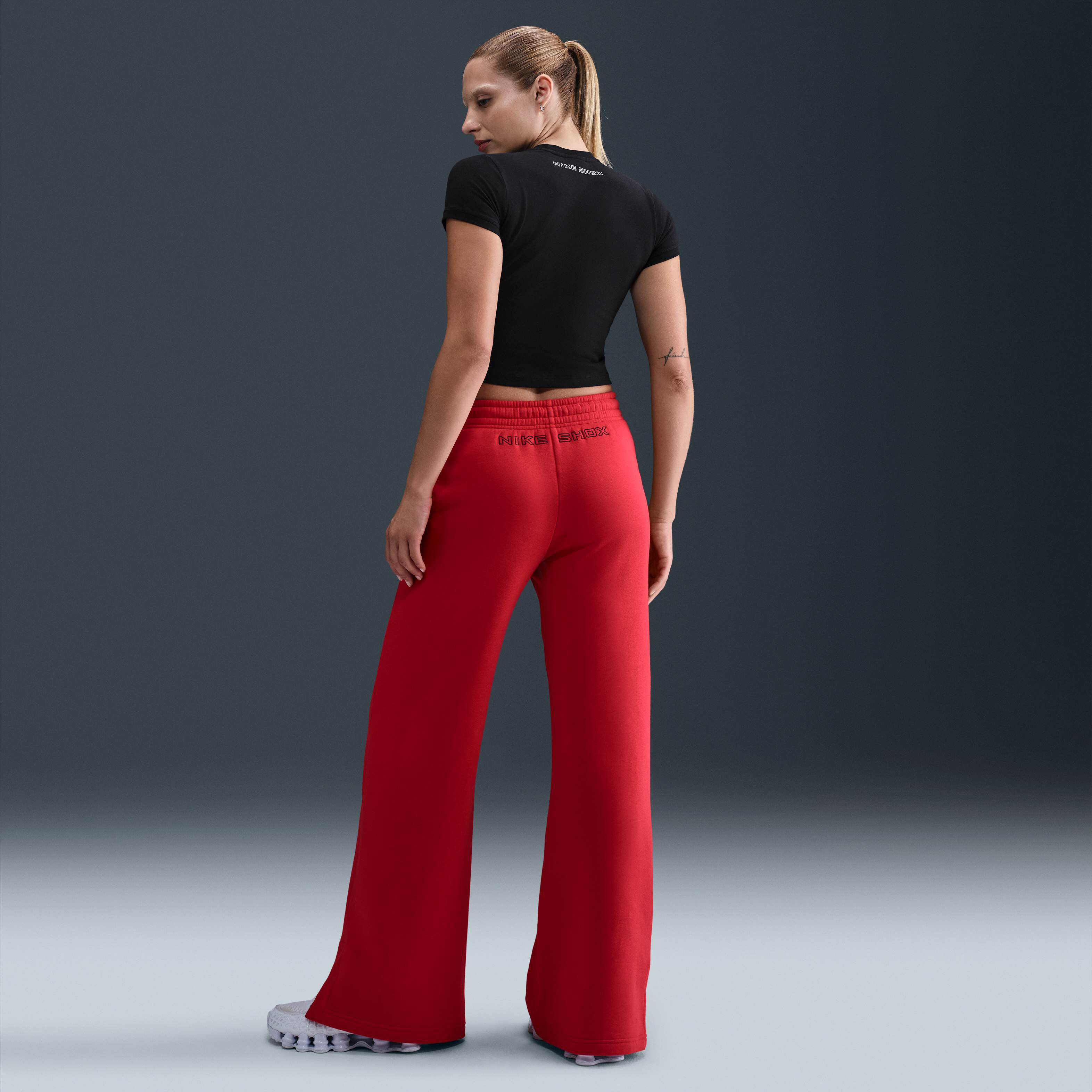 نايكي سورتسوير شوكس image number 4