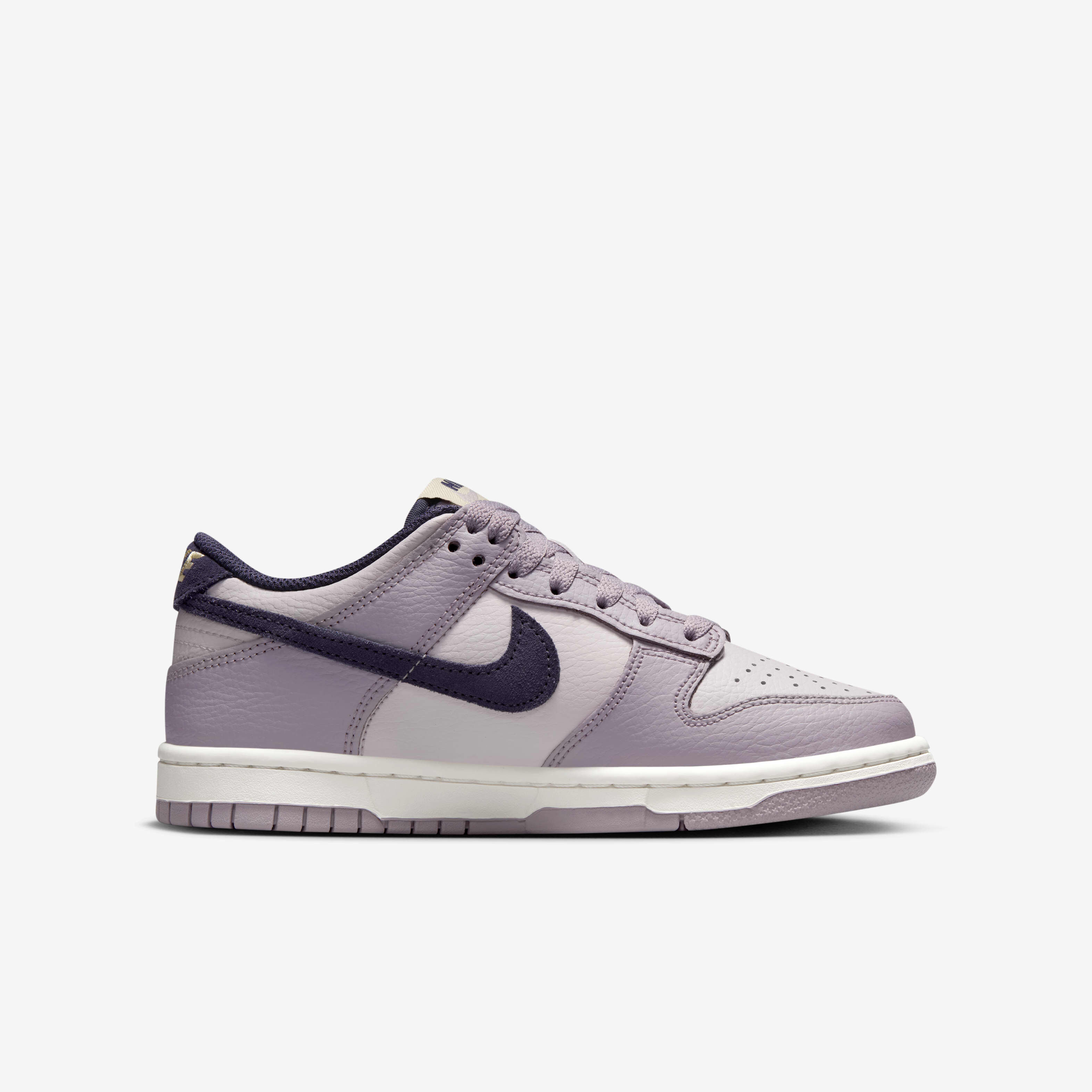 Nike Dunk Low image number 2