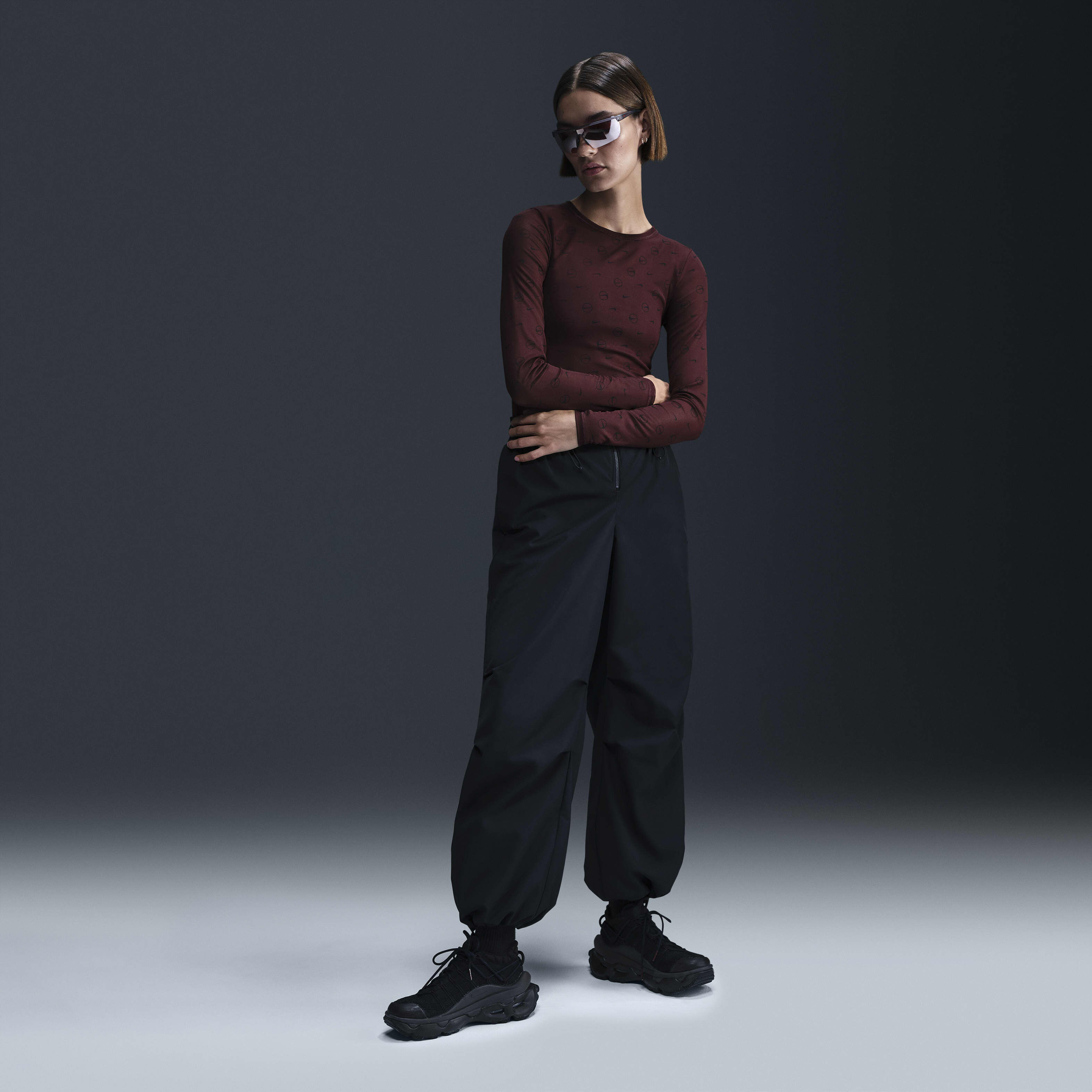 نايكي سبورتسوير image number 3