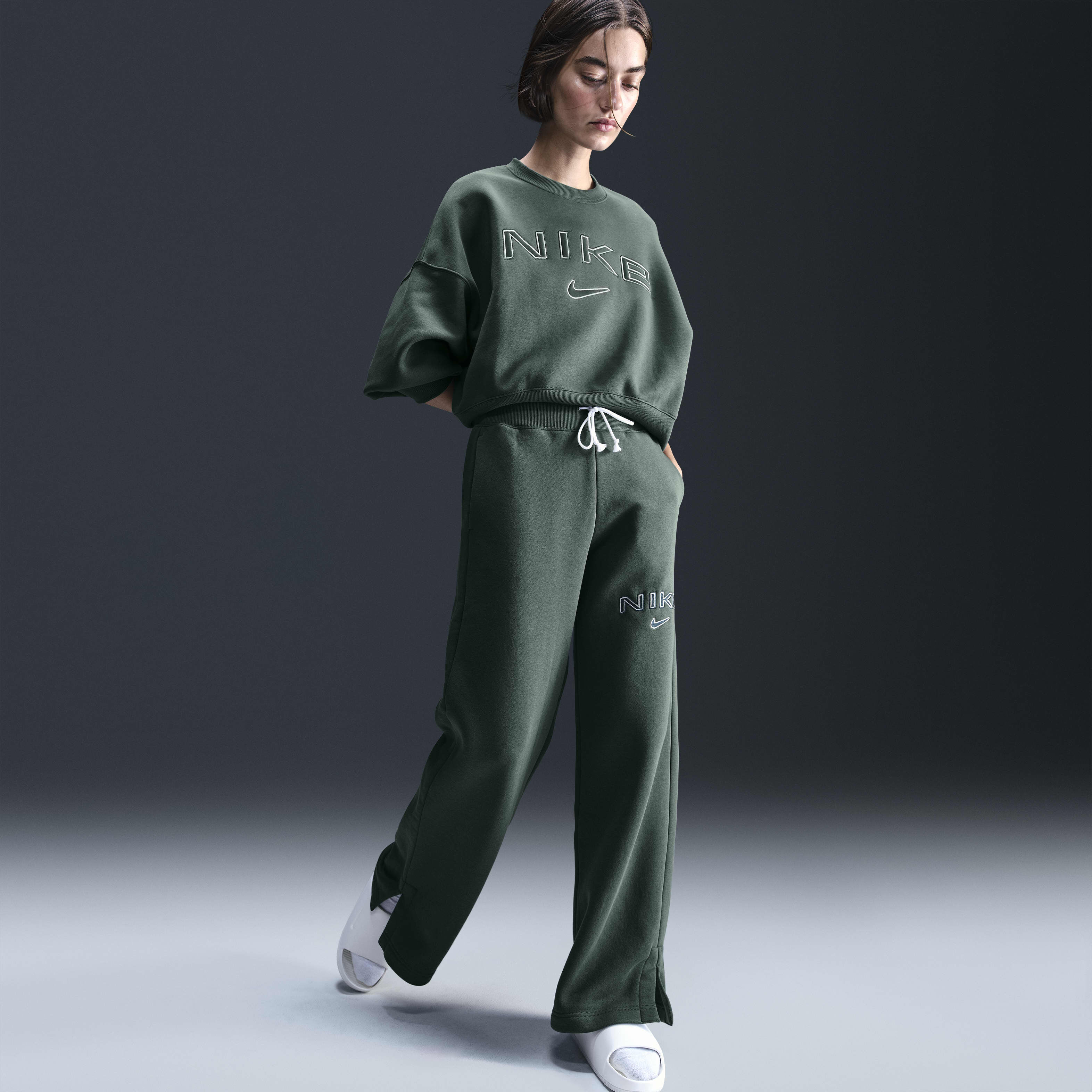 نايكي سبورتسوير فينكس فليس image number 3