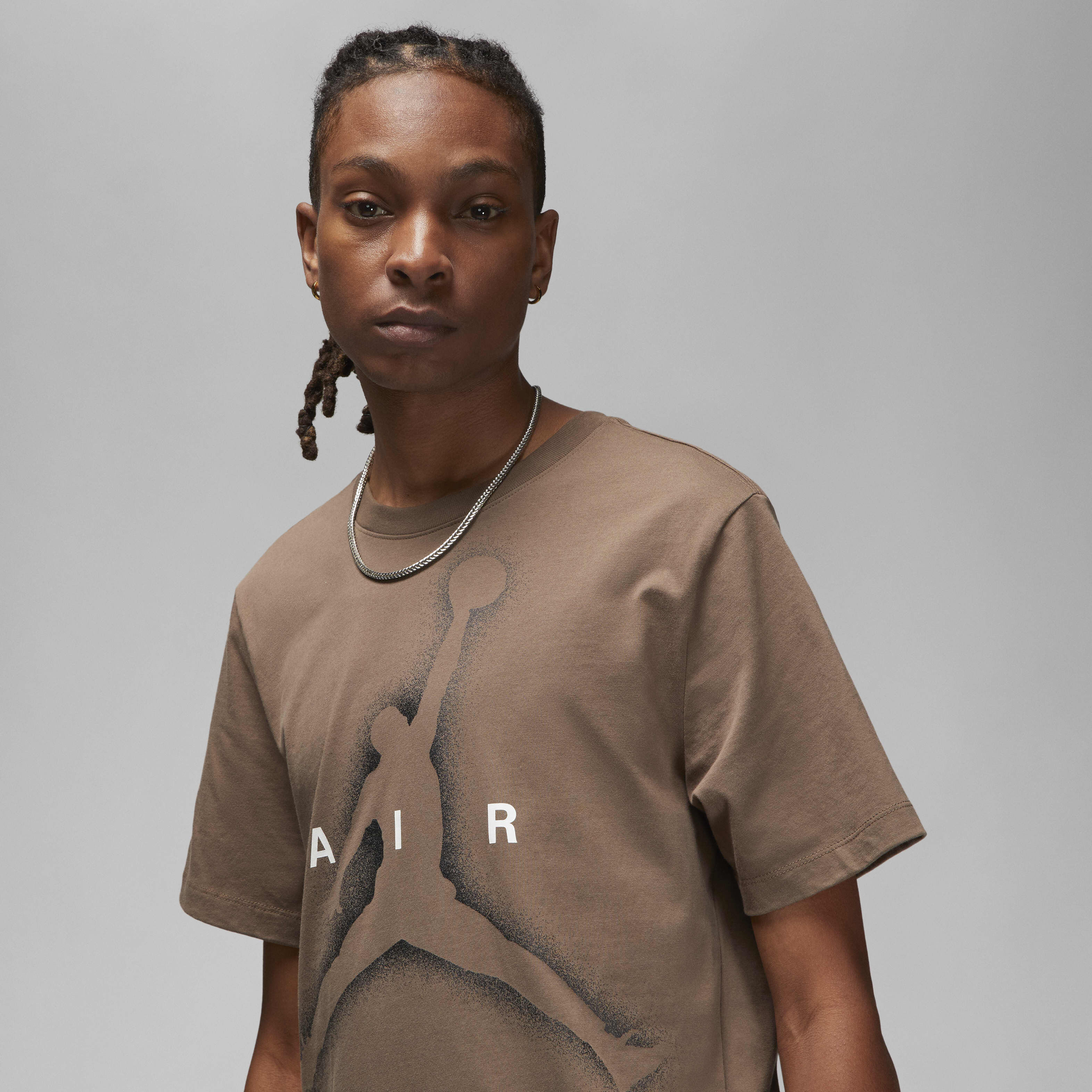 Jordan Essentials image number 2