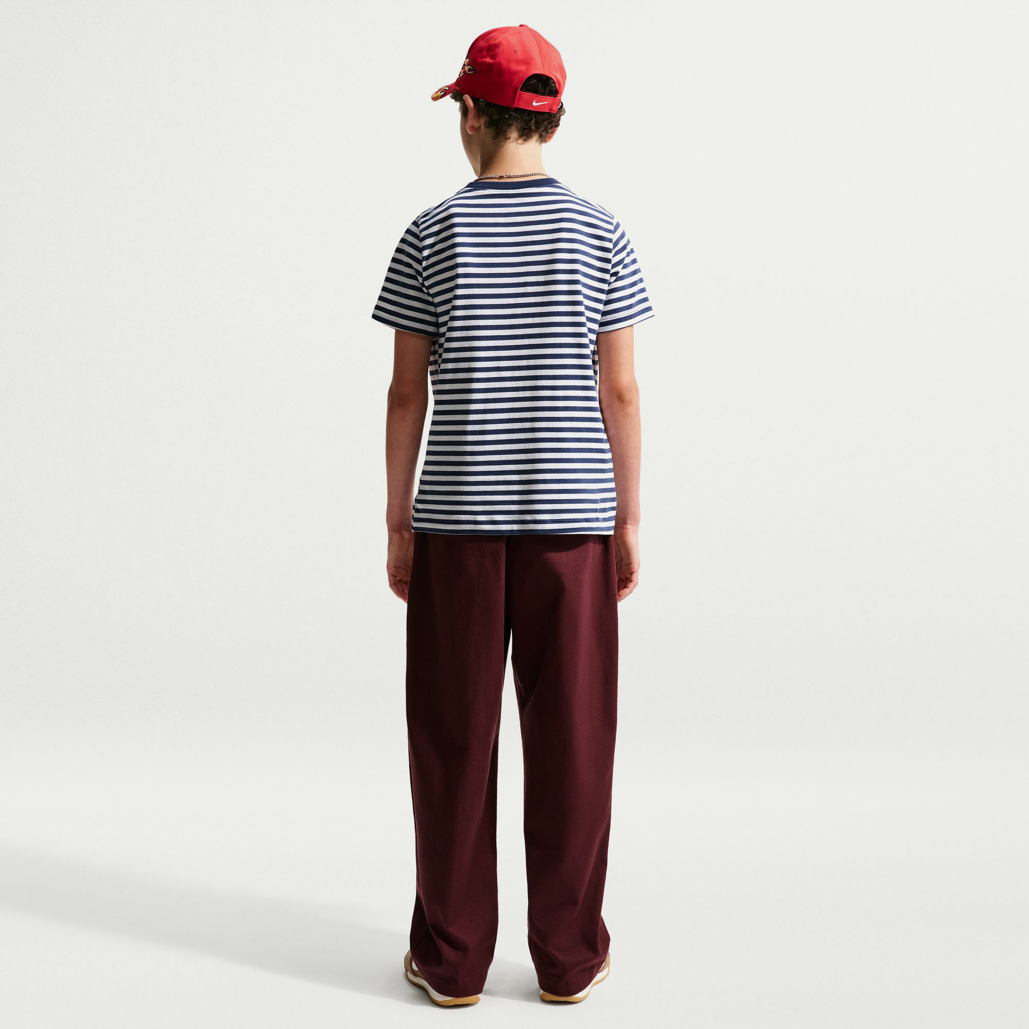 نايكي سبورتسوير image number 1